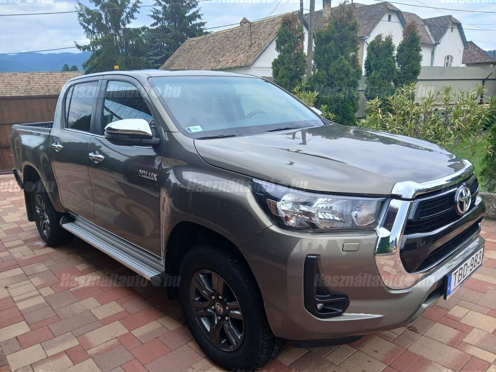 TOYOTA HILUX 2021/12 - 1