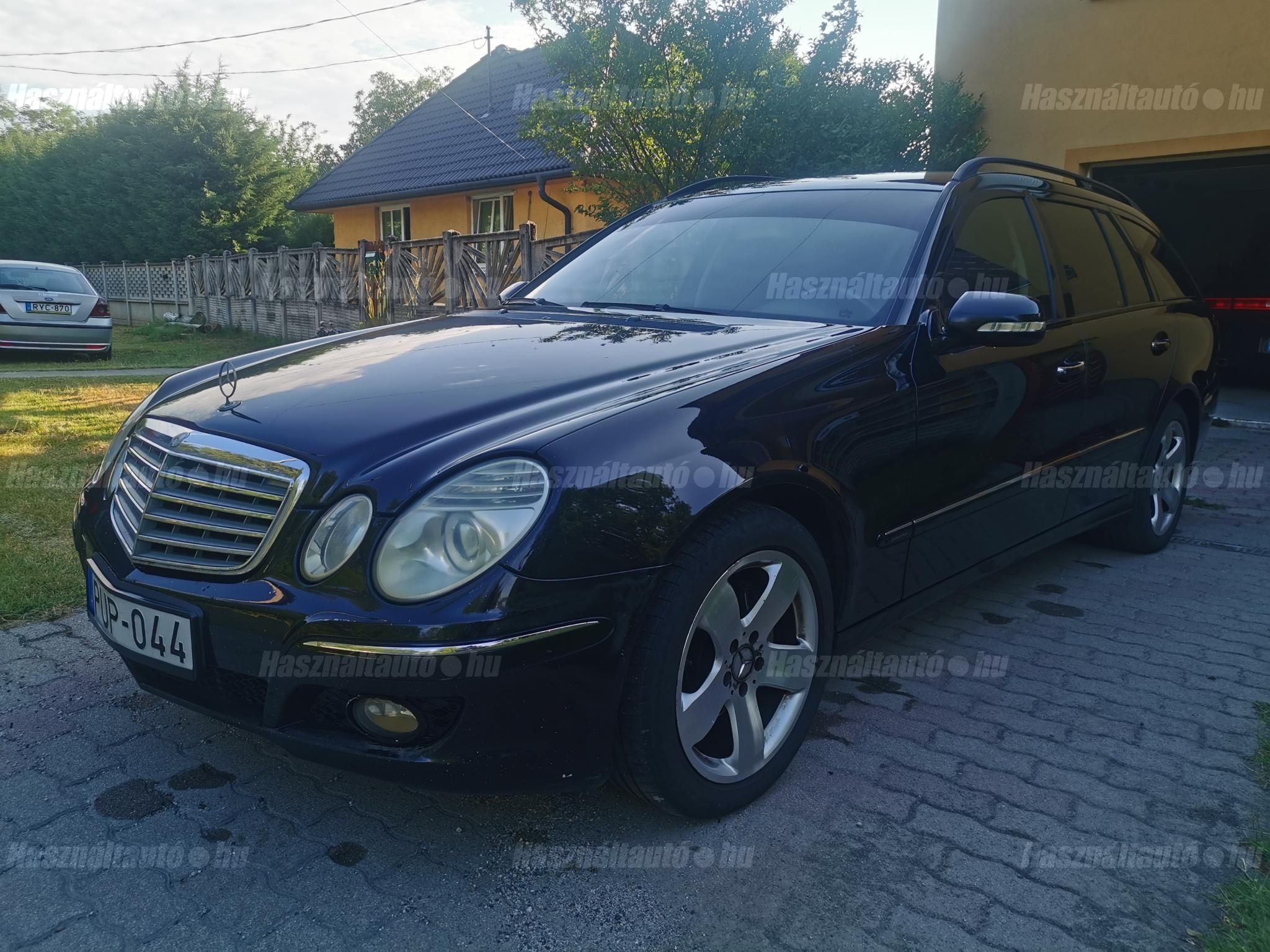 MERCEDES-BENZ E 220 2008/4 - 1