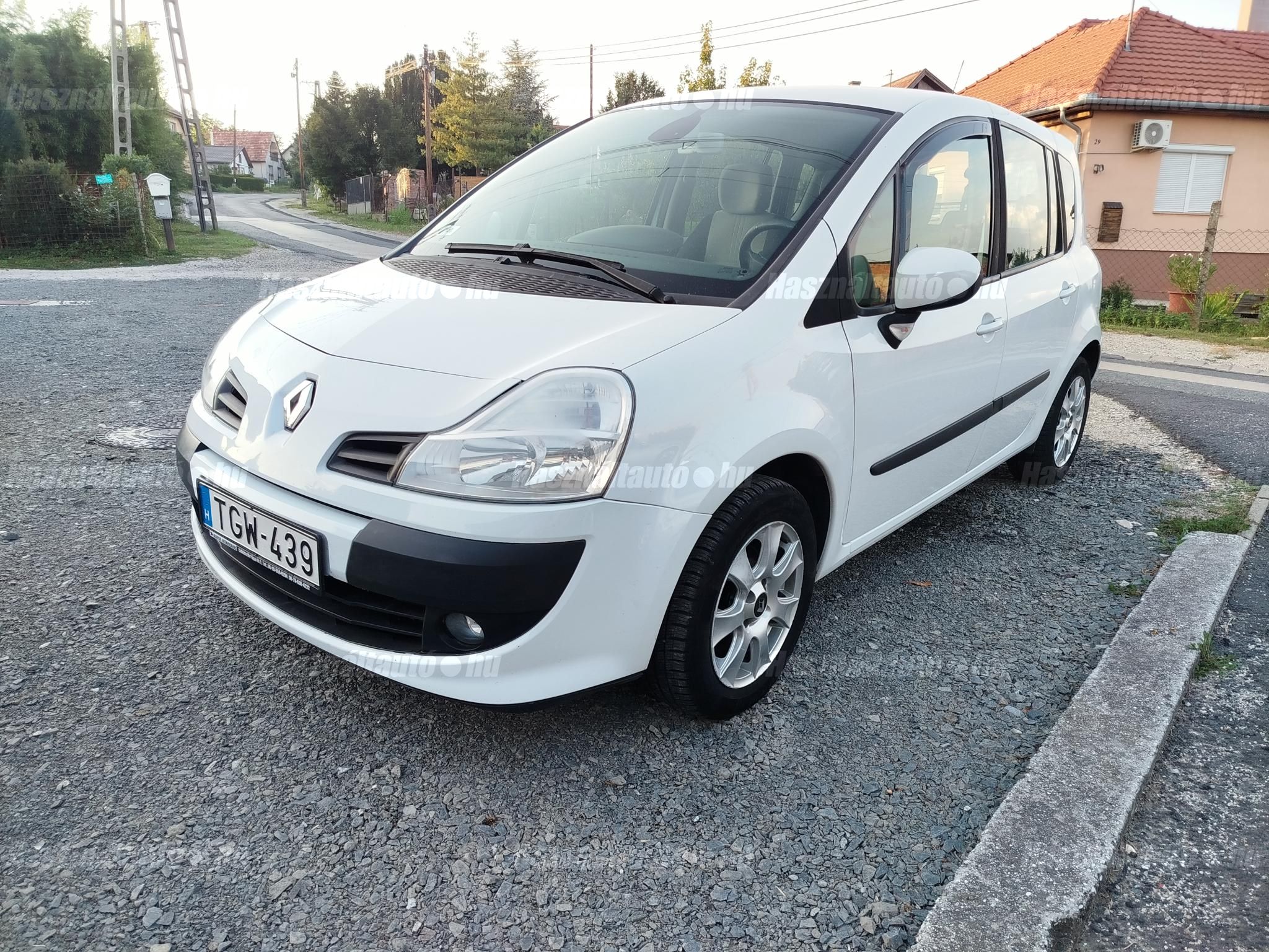 RENAULT GRAND MODUS 2009 - 1