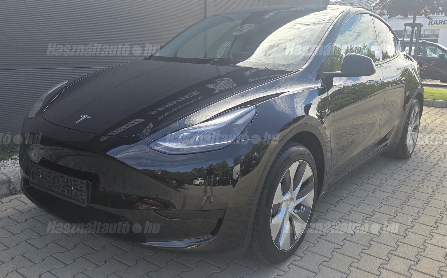 TESLA MODEL Y 2023/3 - 1
