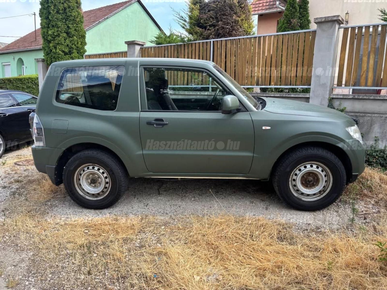 MITSUBISHI PAJERO 2013/10 - 1