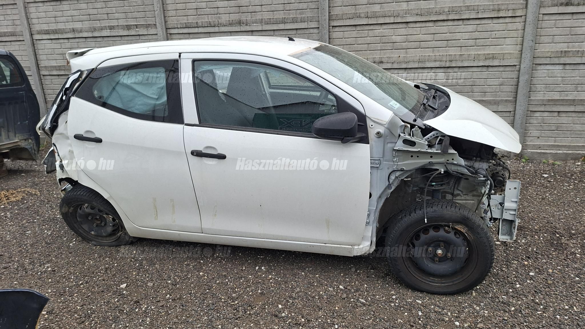 TOYOTA AYGO 2020/6 - 1