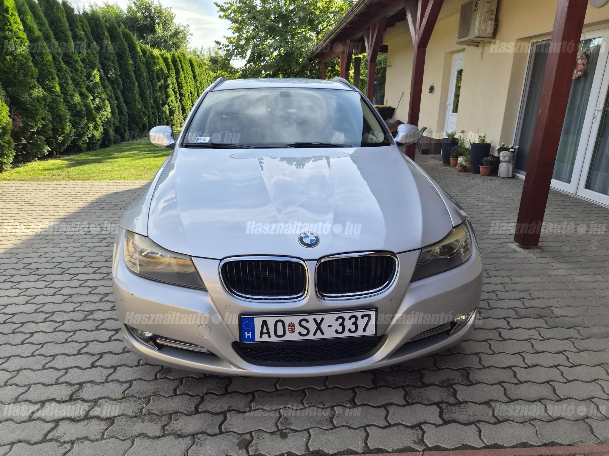 BMW 320 2010/9 - 1