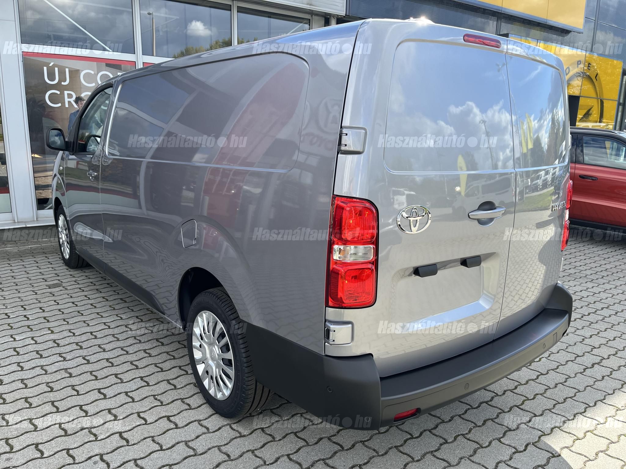TOYOTA PROACE 2025 - 1