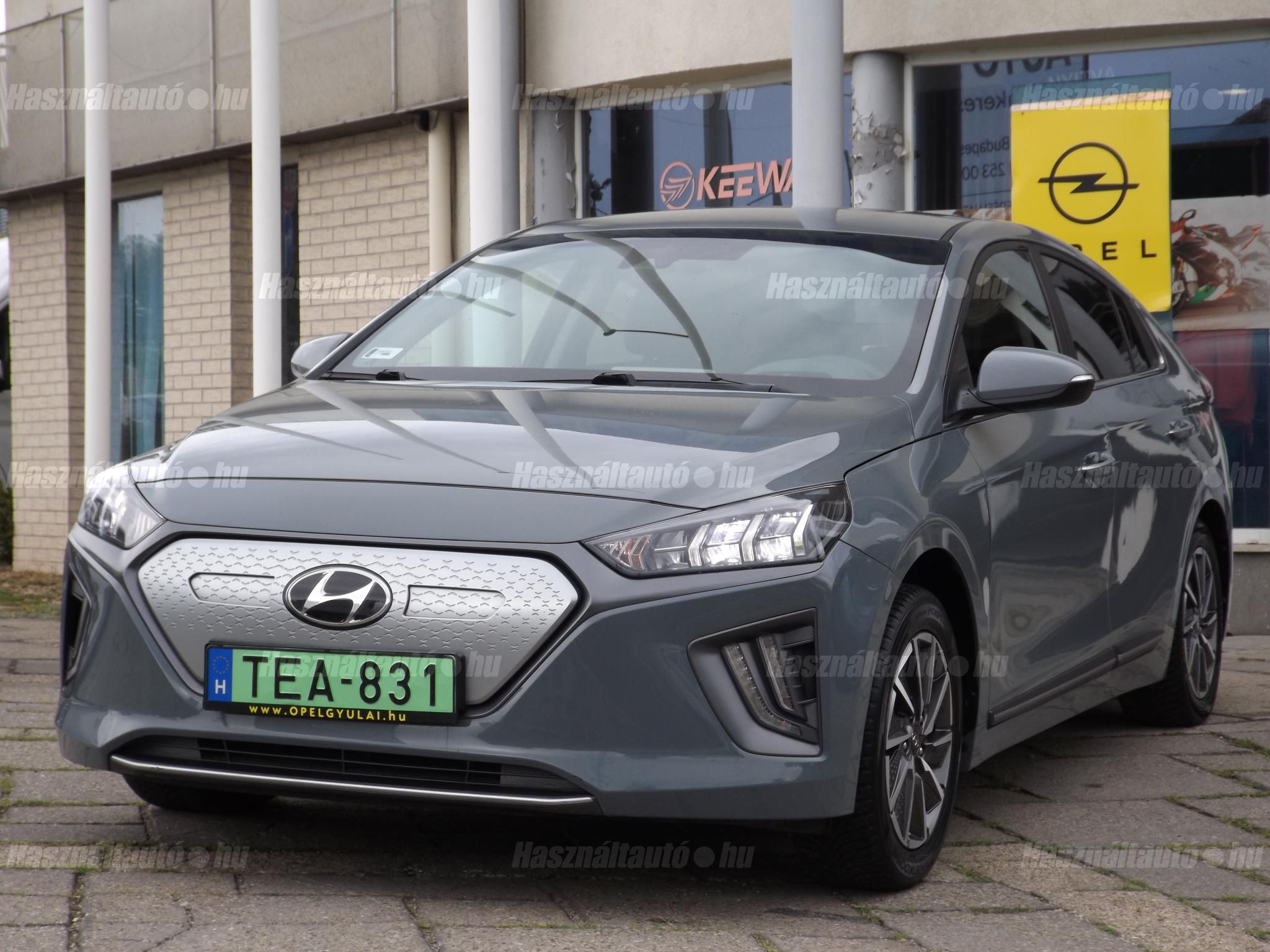 Opel márkakereskedés beszámolt autója!