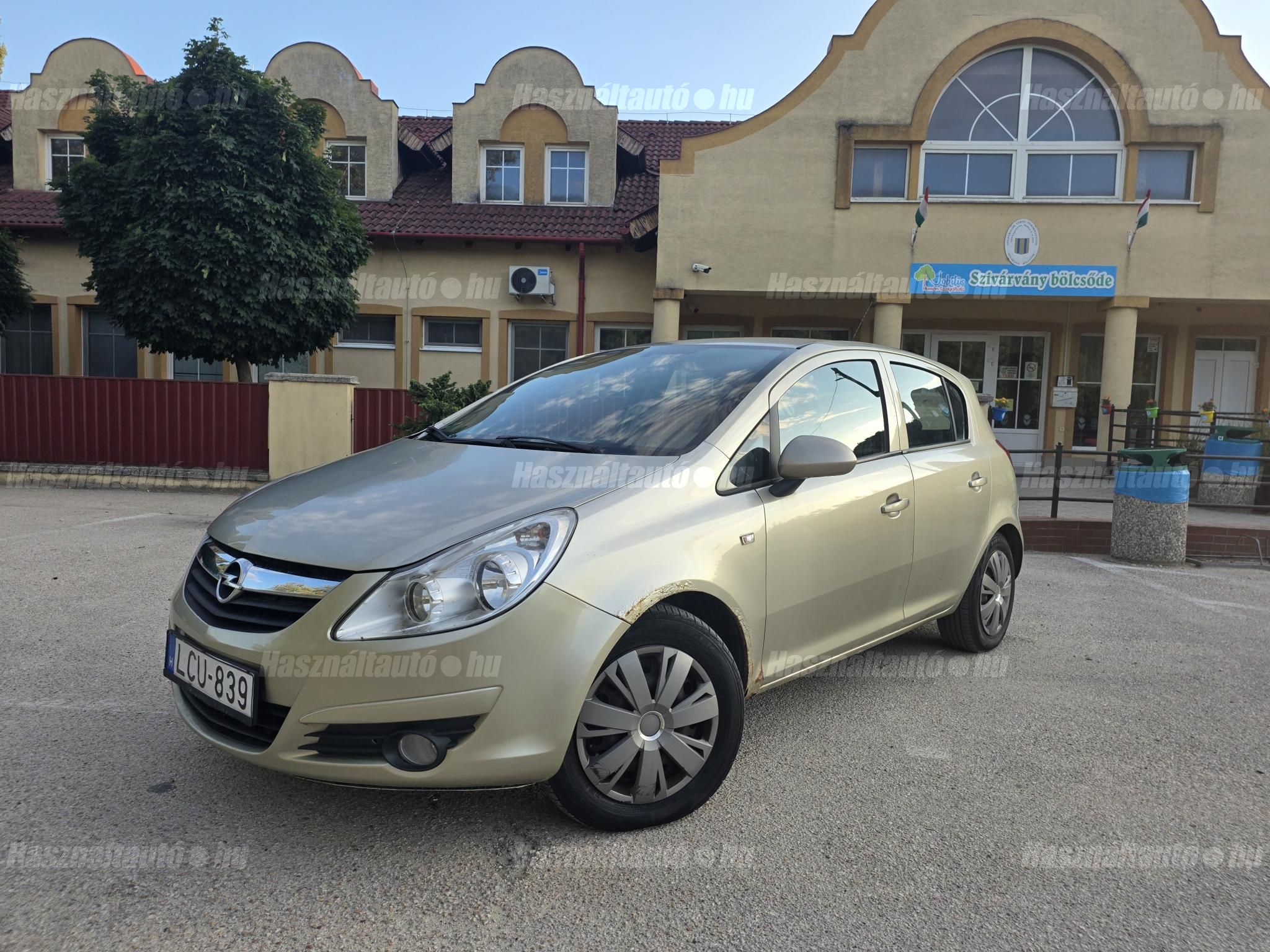 OPEL CORSA D 2008/8 - 1