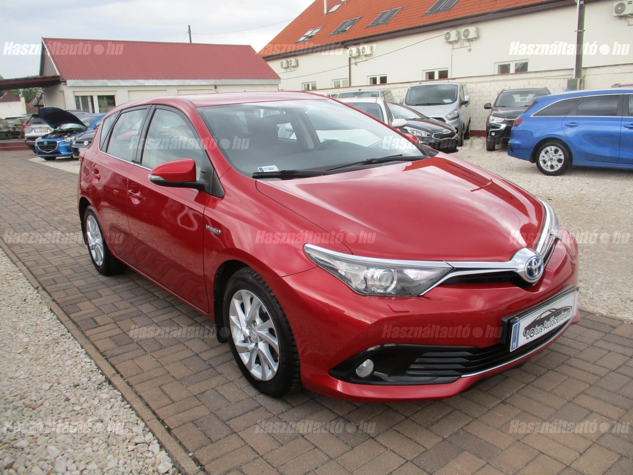 TOYOTA AURIS 2016/8 - 1