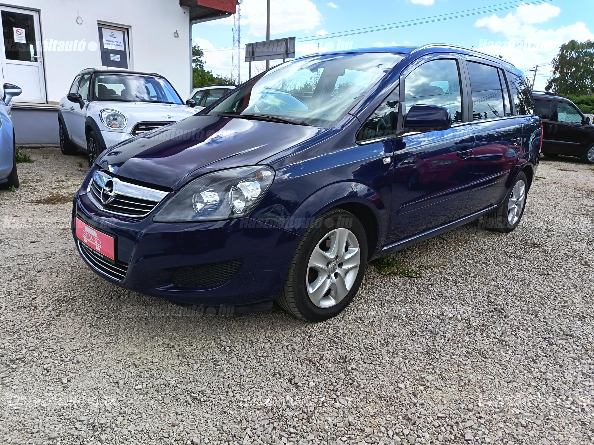 OPEL ZAFIRA B 2011/9 - 1