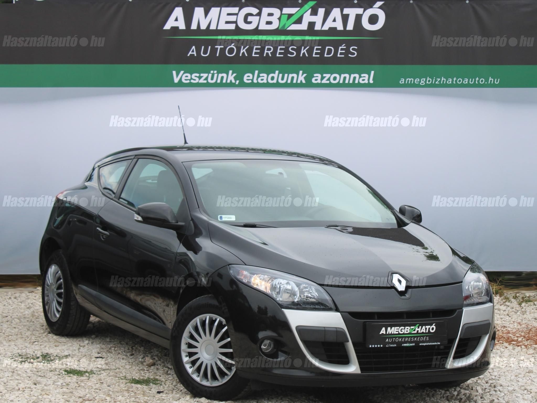 RENAULT MEGANE 2010/7 - 1
