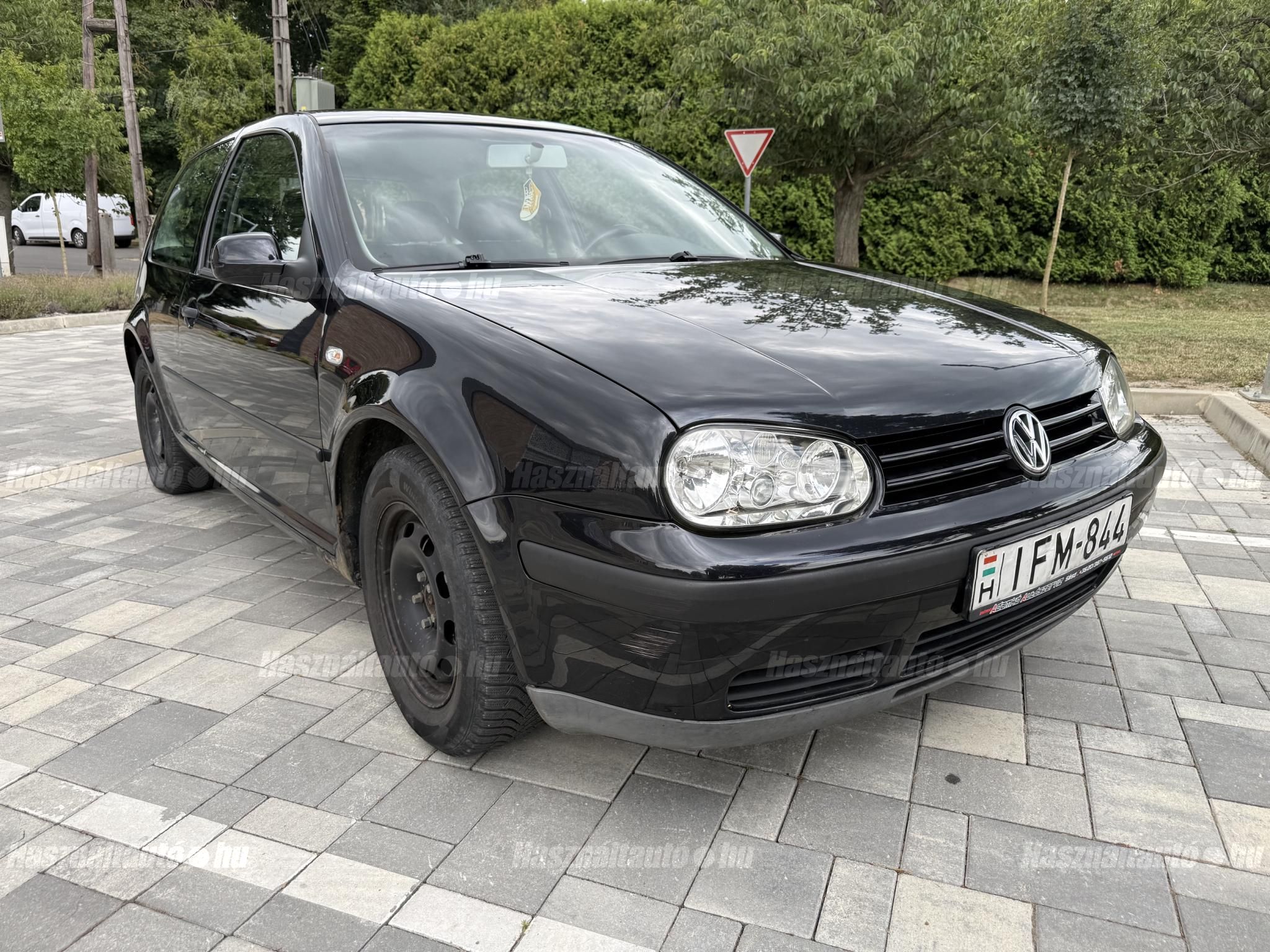 VOLKSWAGEN GOLF IV 2002/9 - 1