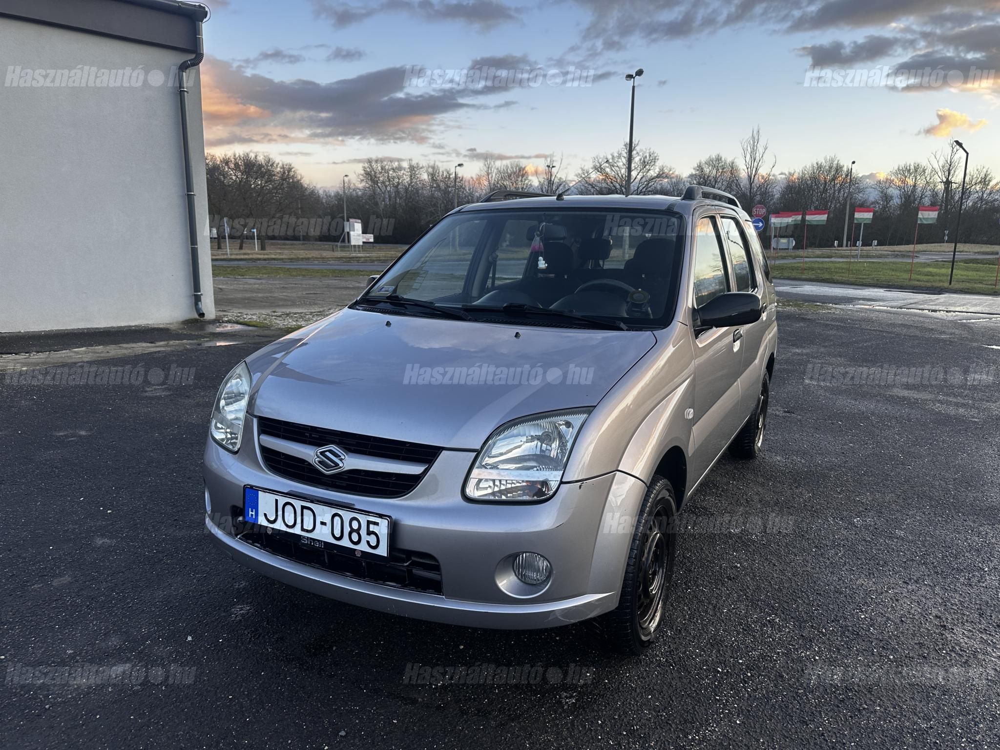 SUZUKI IGNIS 2004/12 - 1