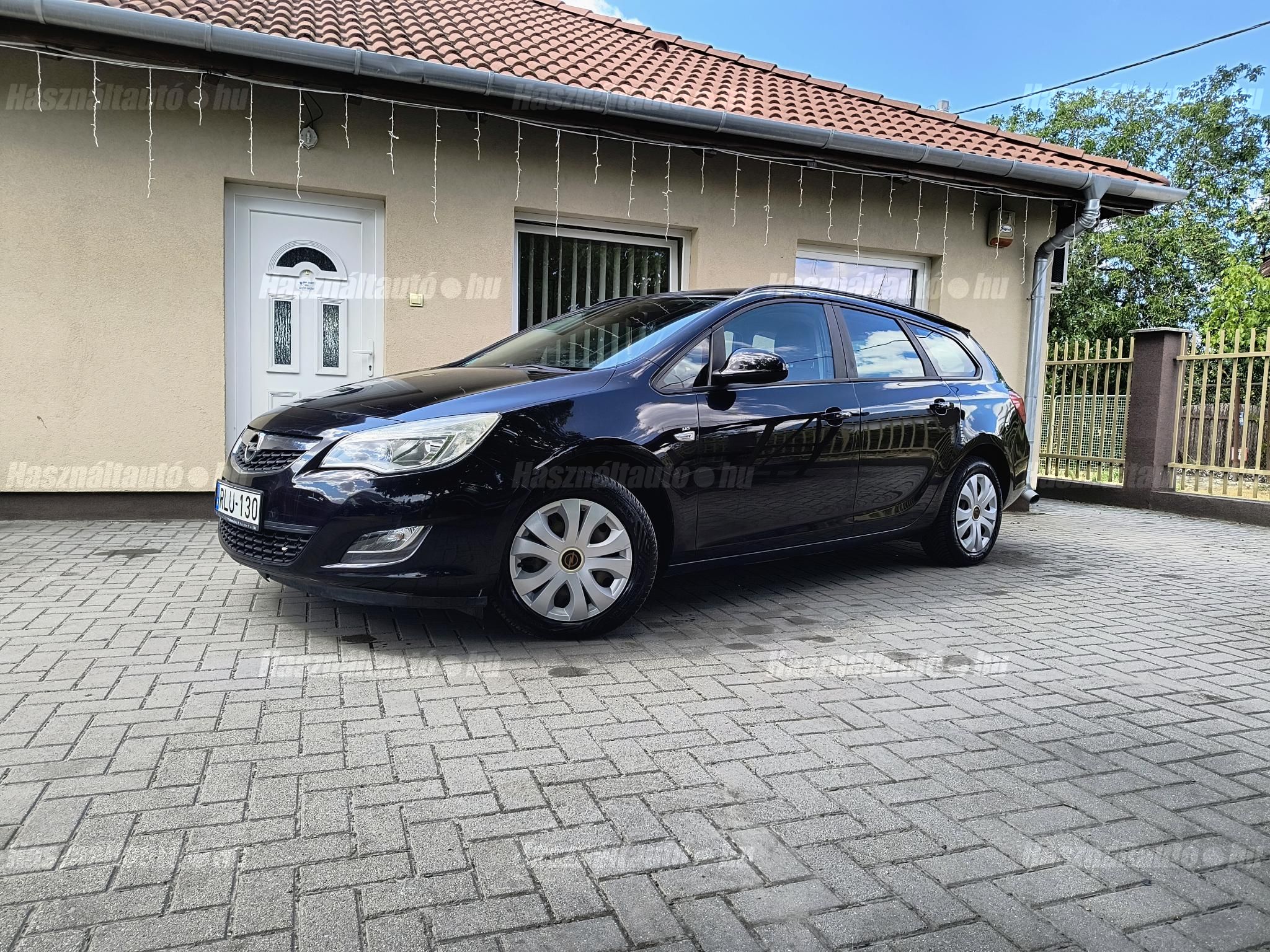 OPEL ASTRA J 2010/12 - 1