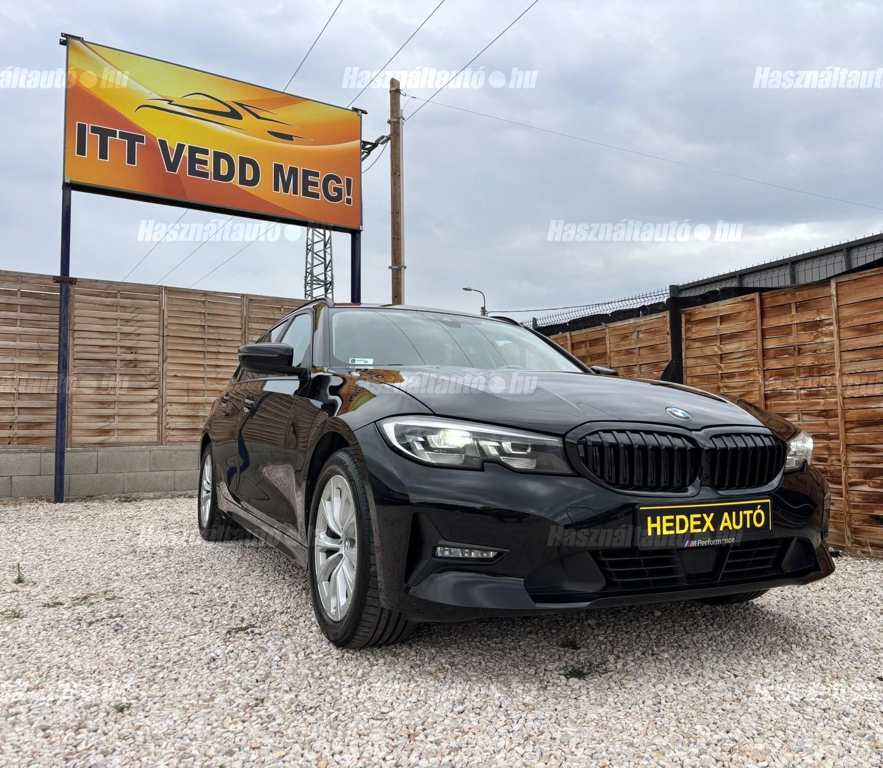BMW 318 2022/4 - 1
