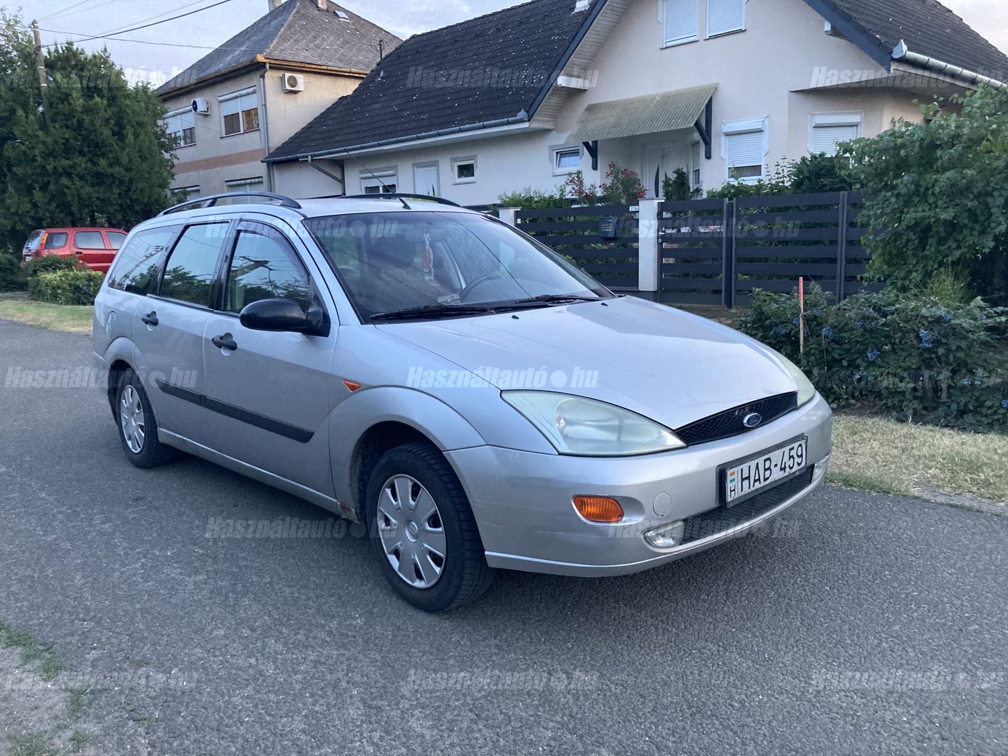 FORD FOCUS 2000 - 1