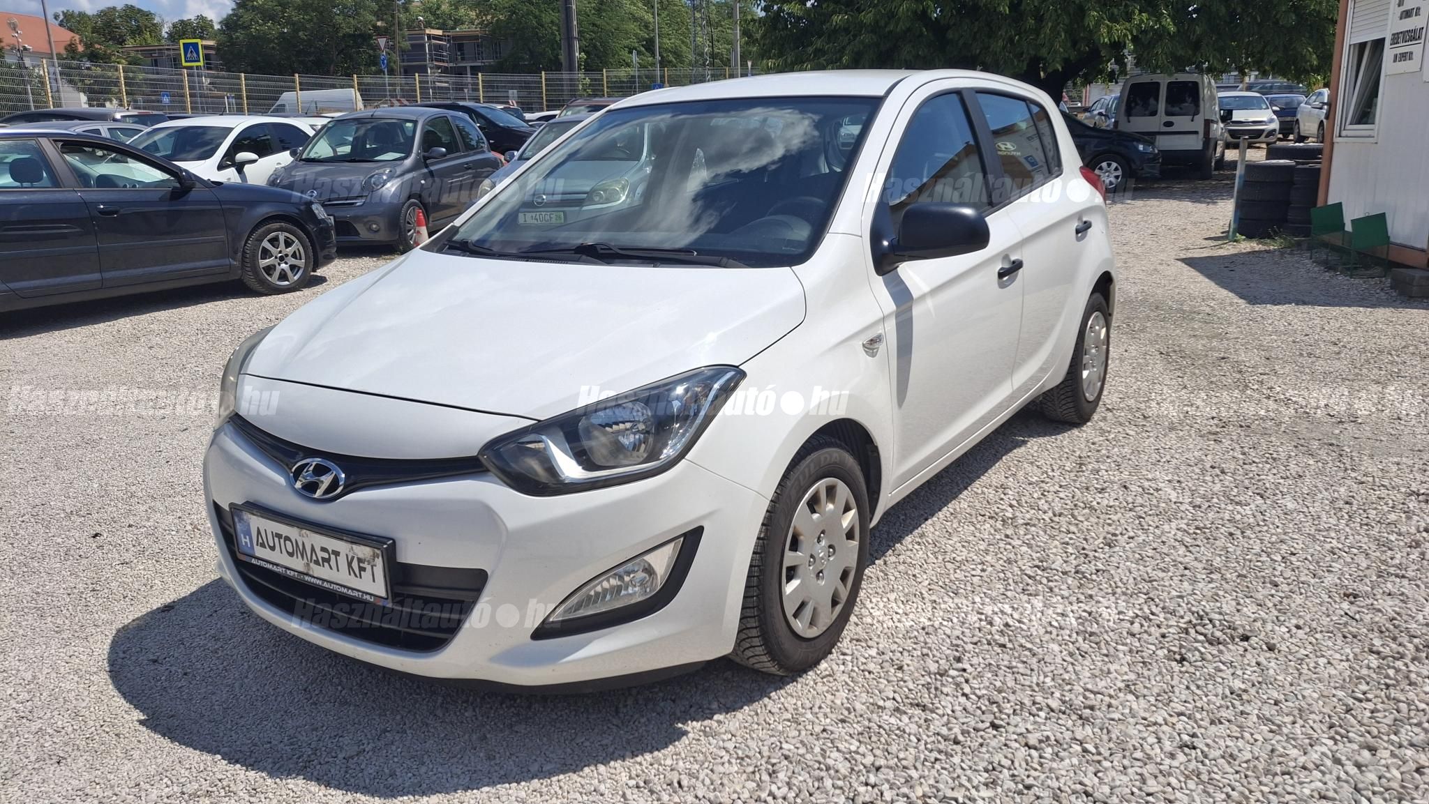 HYUNDAI I20 2014/8 - 1