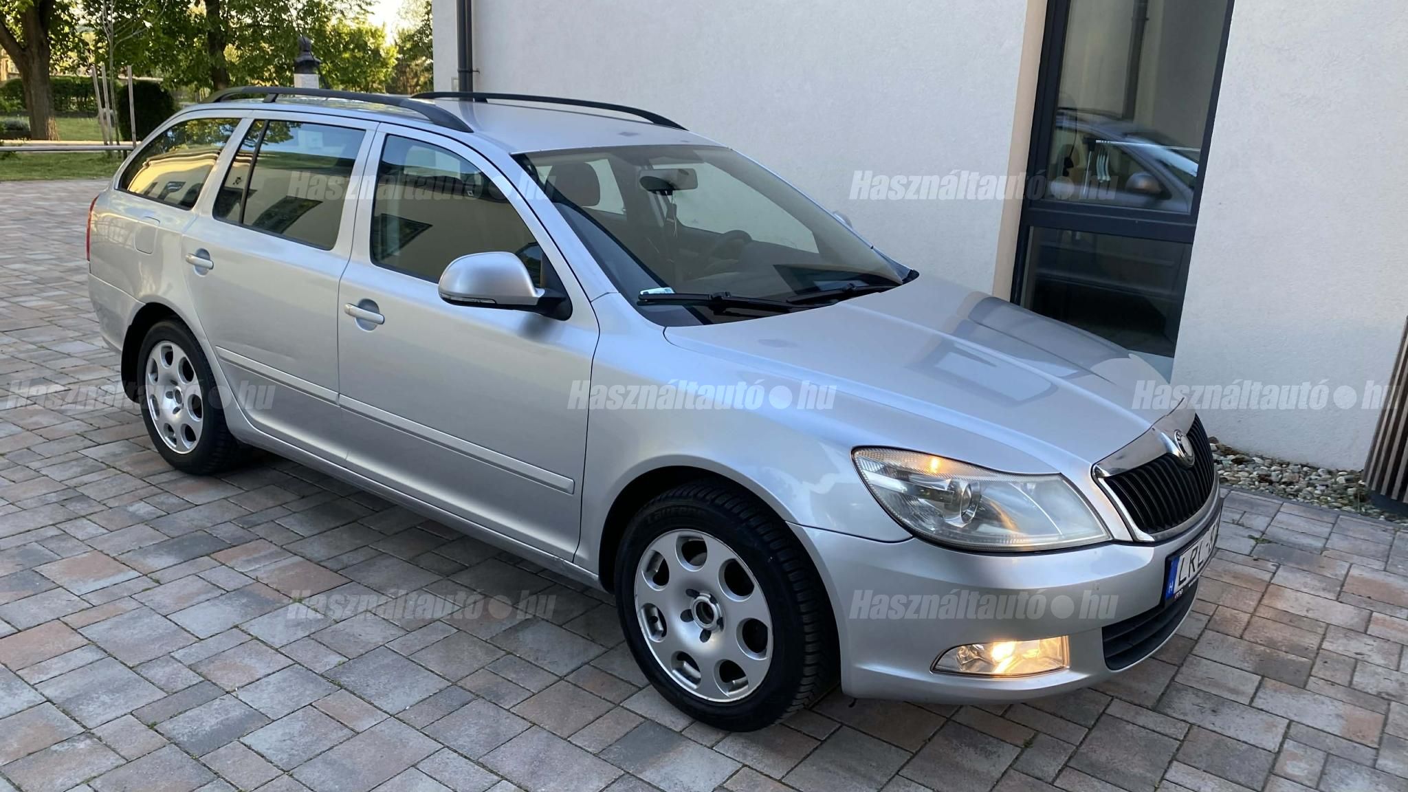 SKODA OCTAVIA 2010/12 - 1