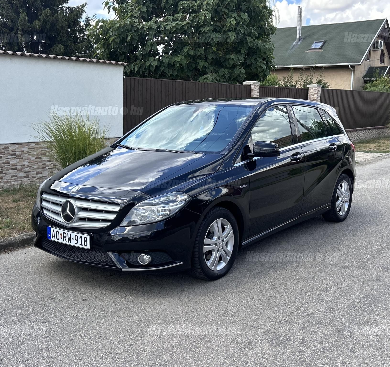 MERCEDES-BENZ B 180 2012/2 - 1
