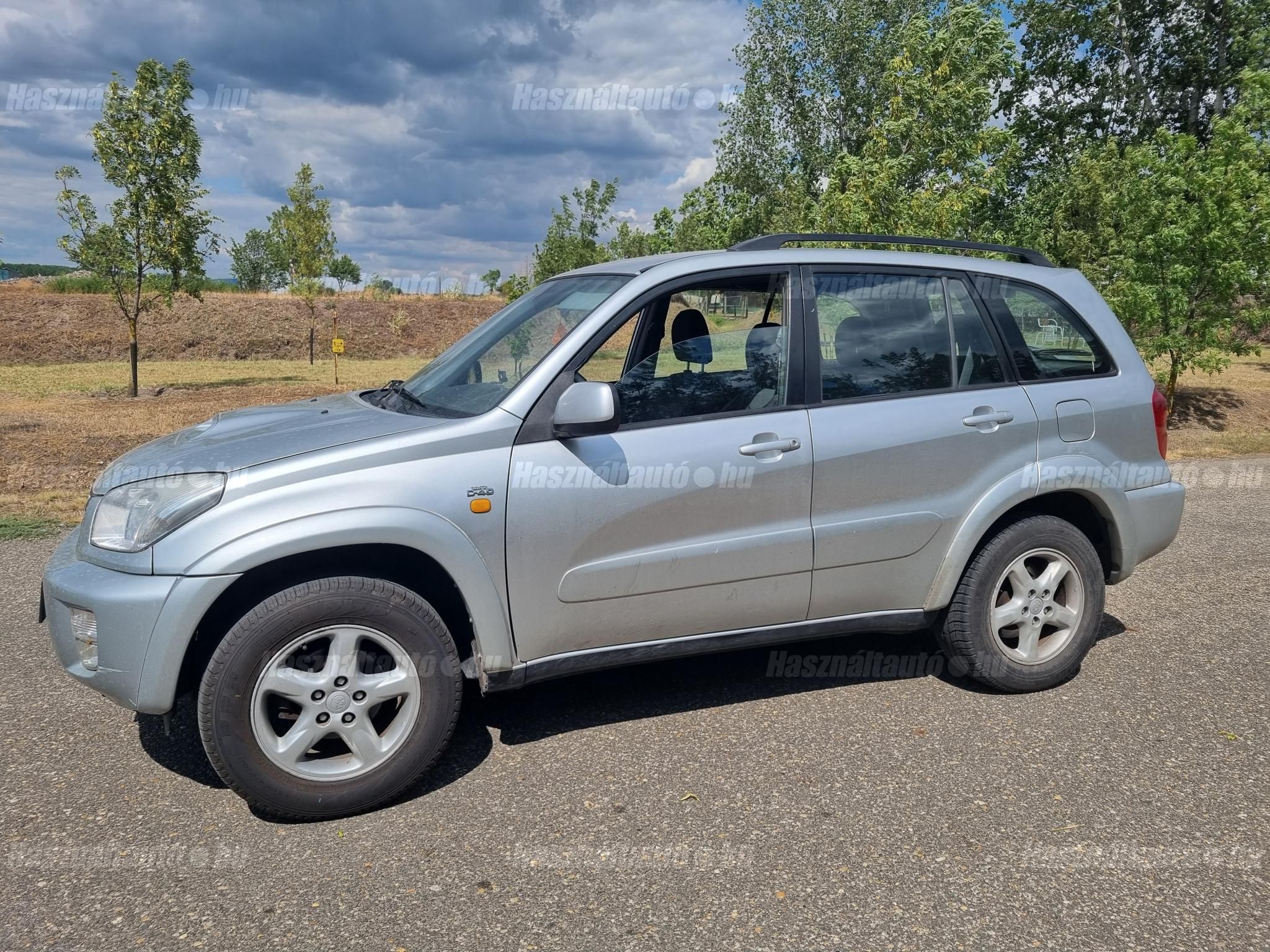 TOYOTA RAV 4 2003 - 1