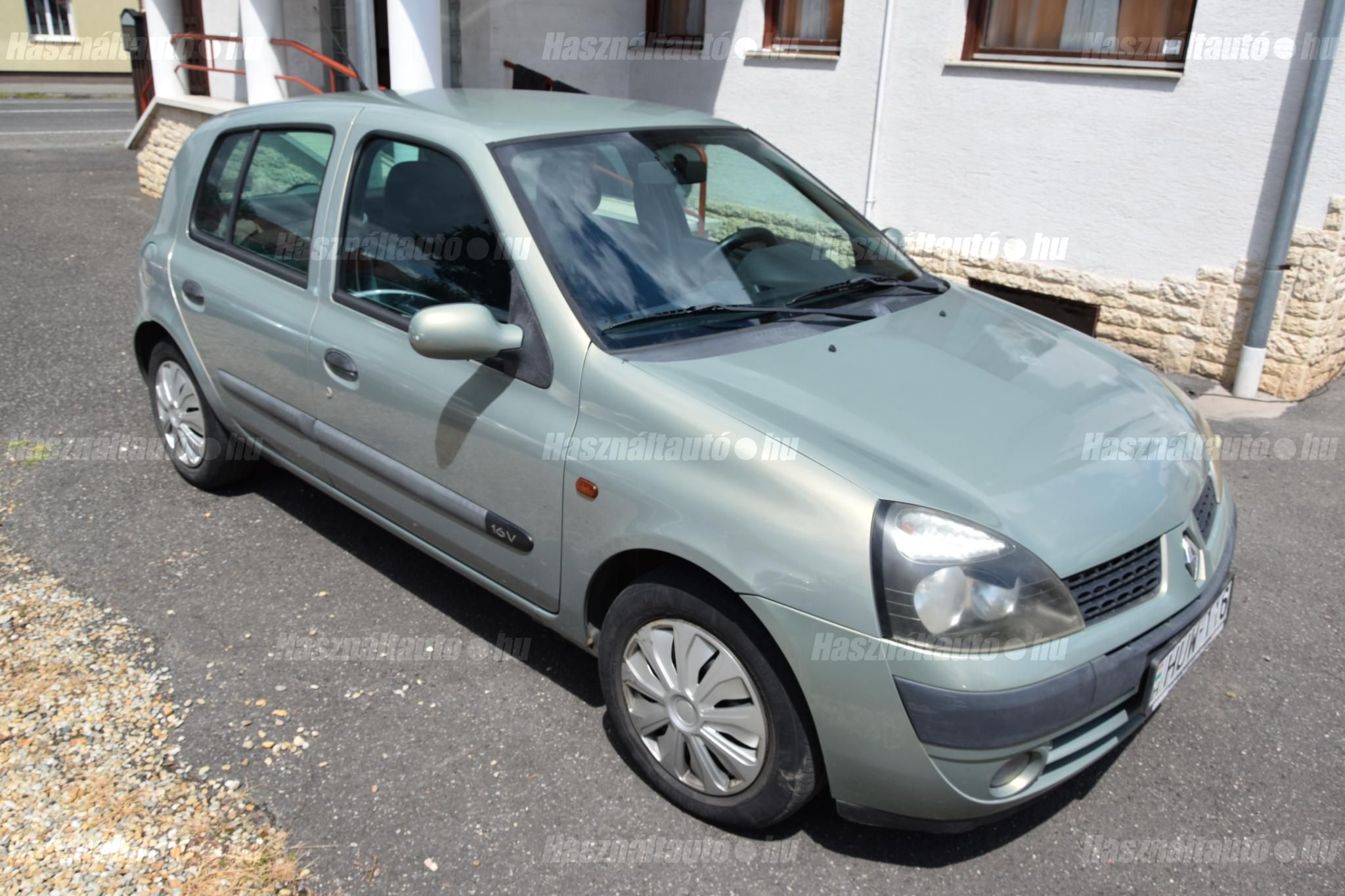 RENAULT CLIO 2001/8 - 1