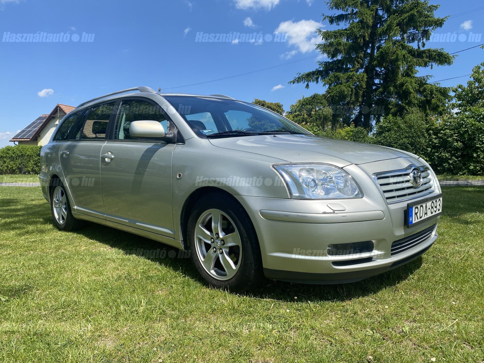 TOYOTA AVENSIS 2006/7 - 1