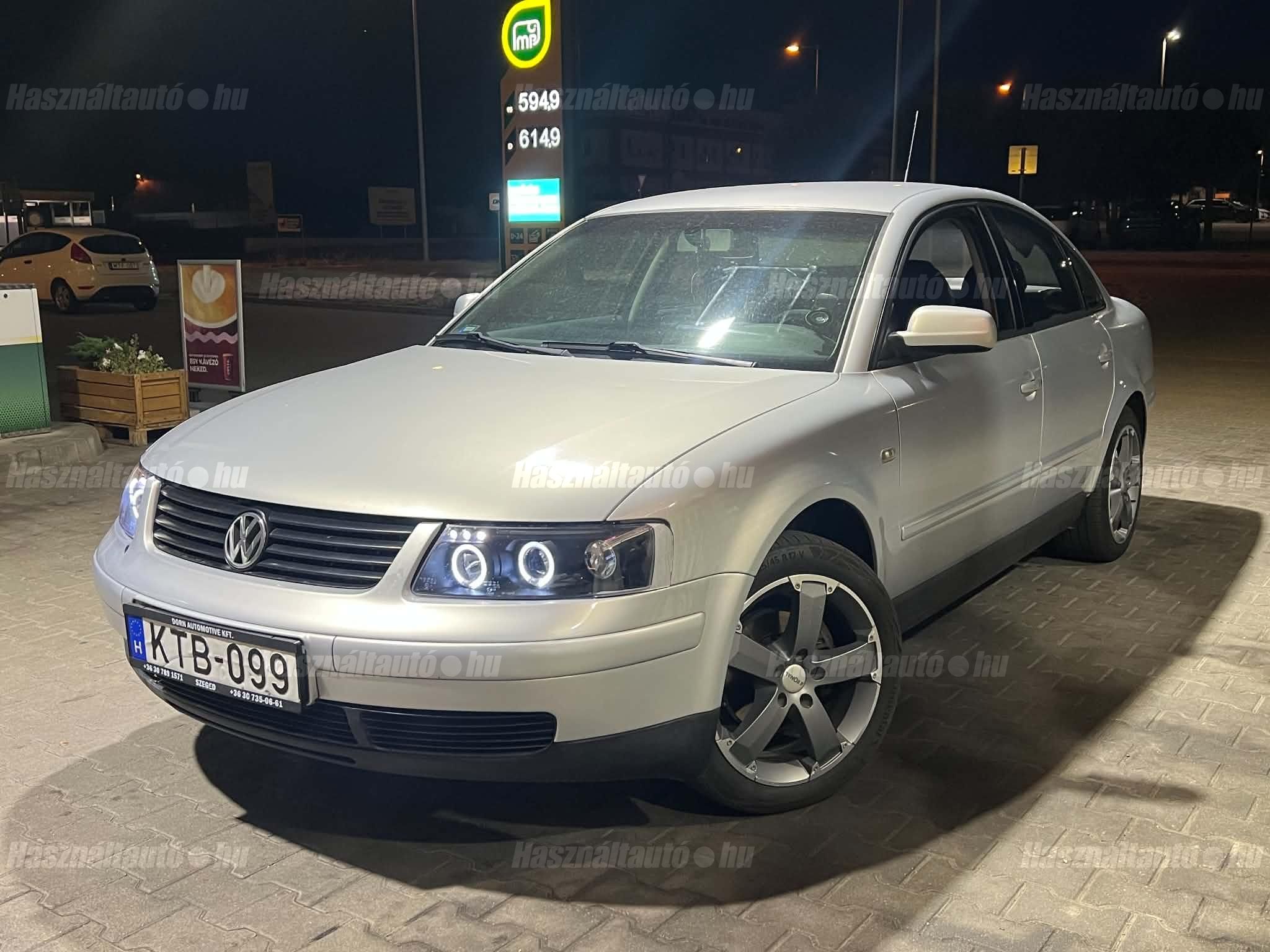 VOLKSWAGEN PASSAT II 2000 - 1