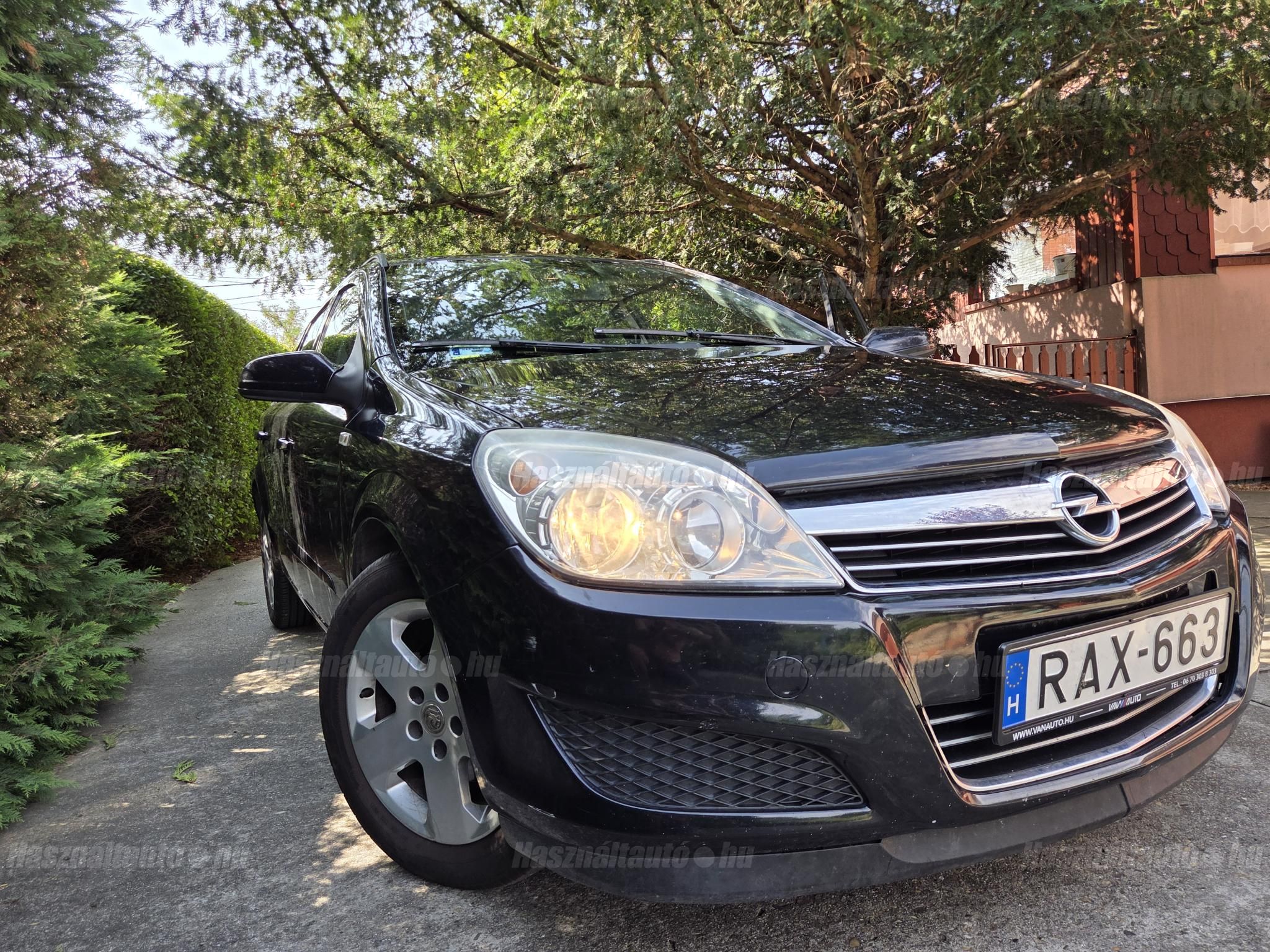 OPEL ASTRA H 2008/11 - 1