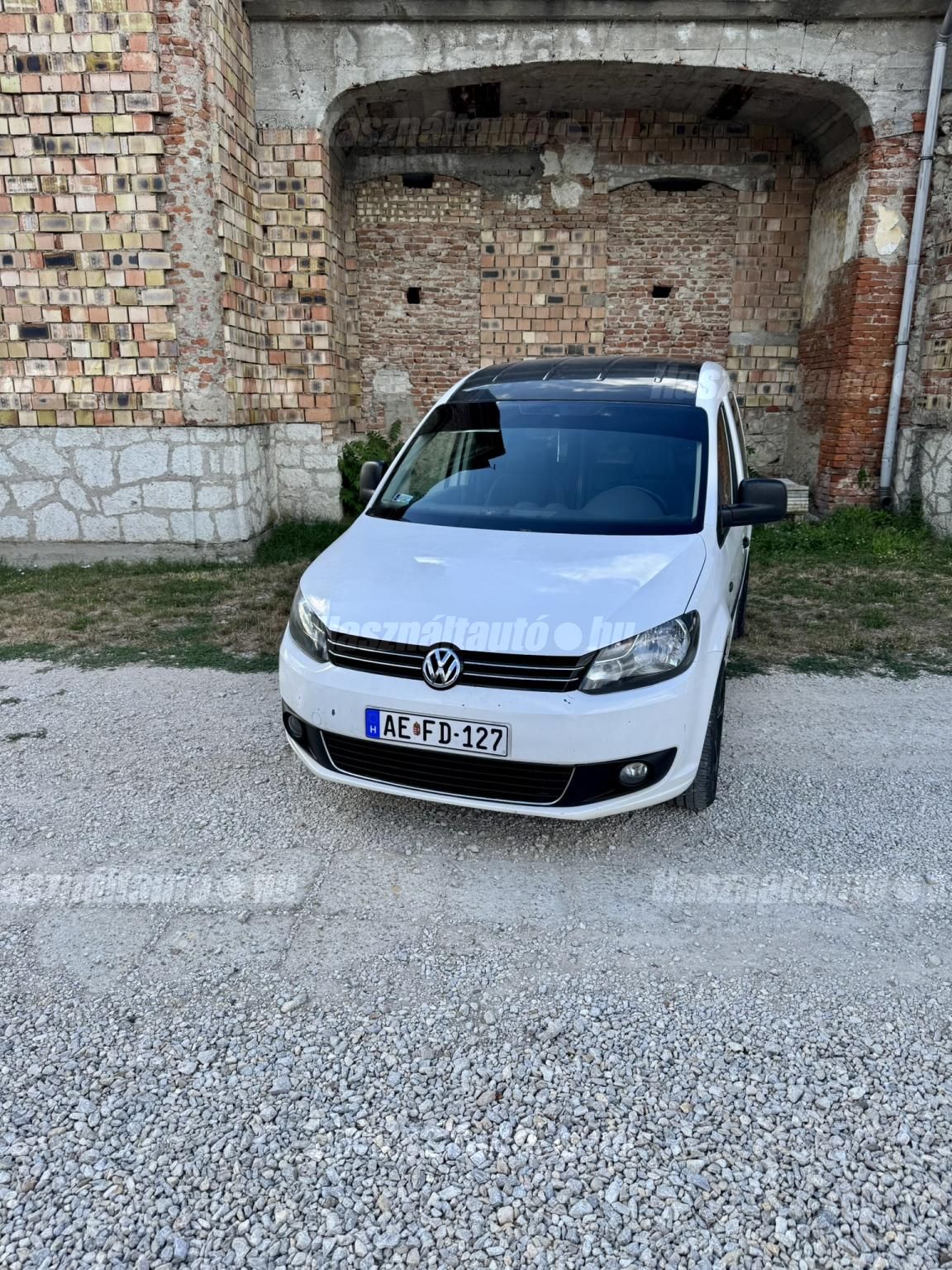VOLKSWAGEN CADDY 2010/11 - 1