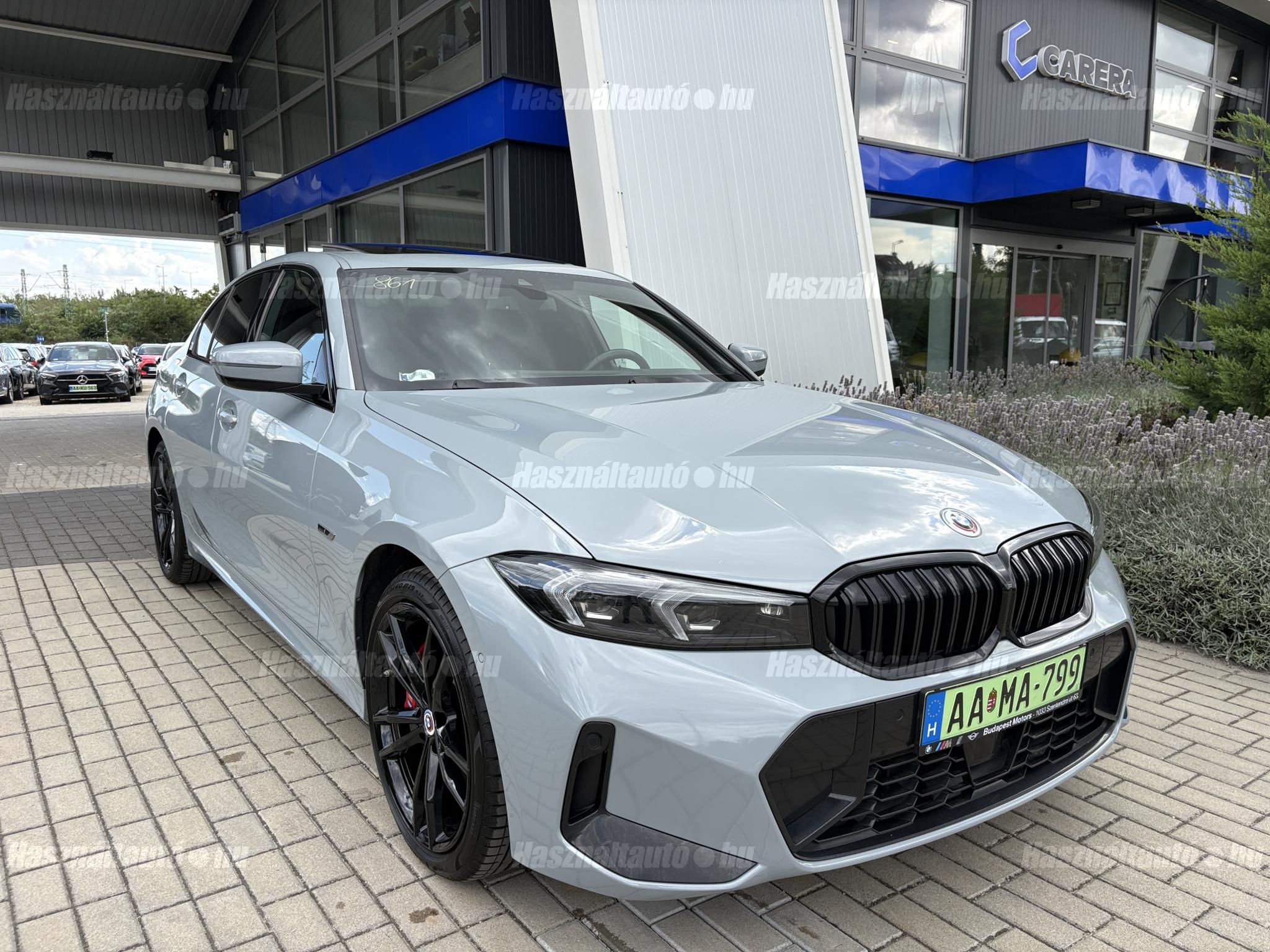BMW 330 2023/4 - 1