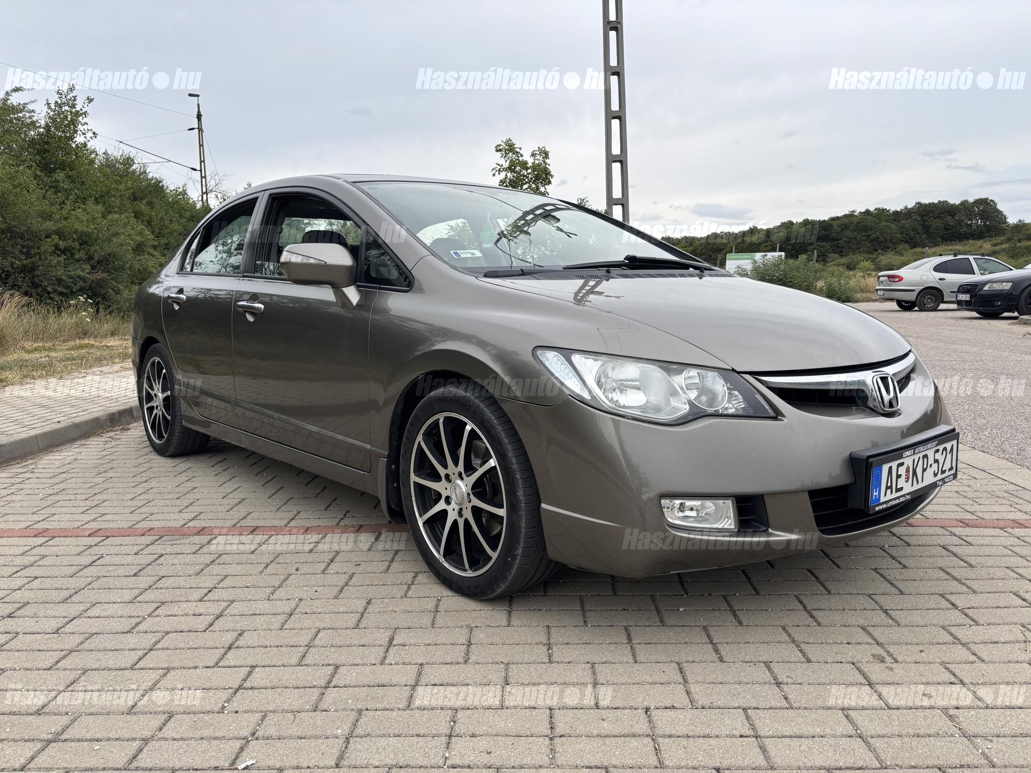 HONDA CIVIC 2006/4 - 1