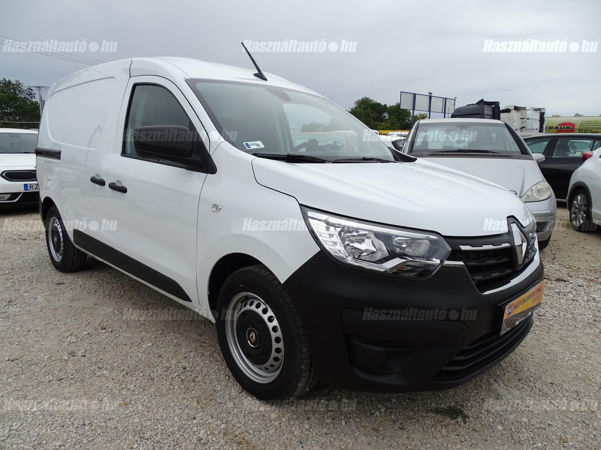 RENAULT EXPRESS 2024/11 - 1