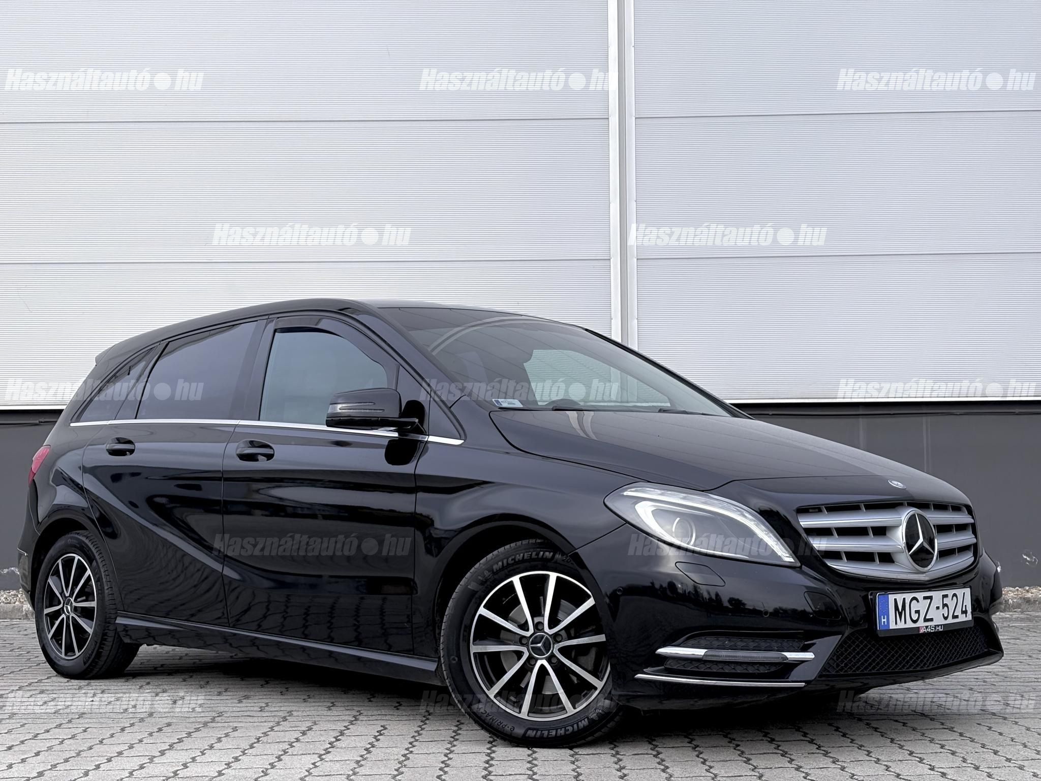 MERCEDES-BENZ B 200 2013/1 - 1