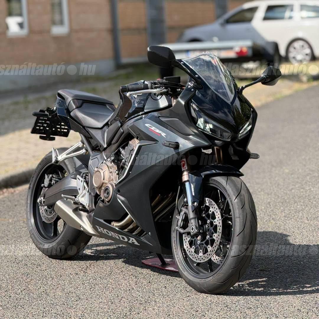 HONDA CBR 650 R 2021 - 1