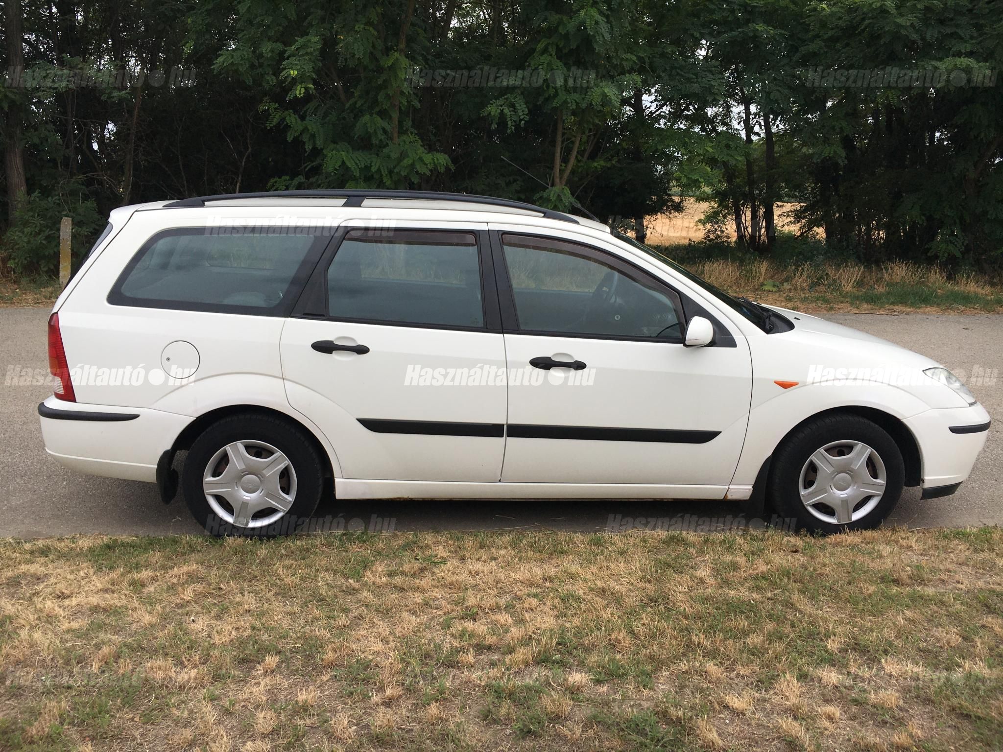 FORD FOCUS 2004/10 - 1