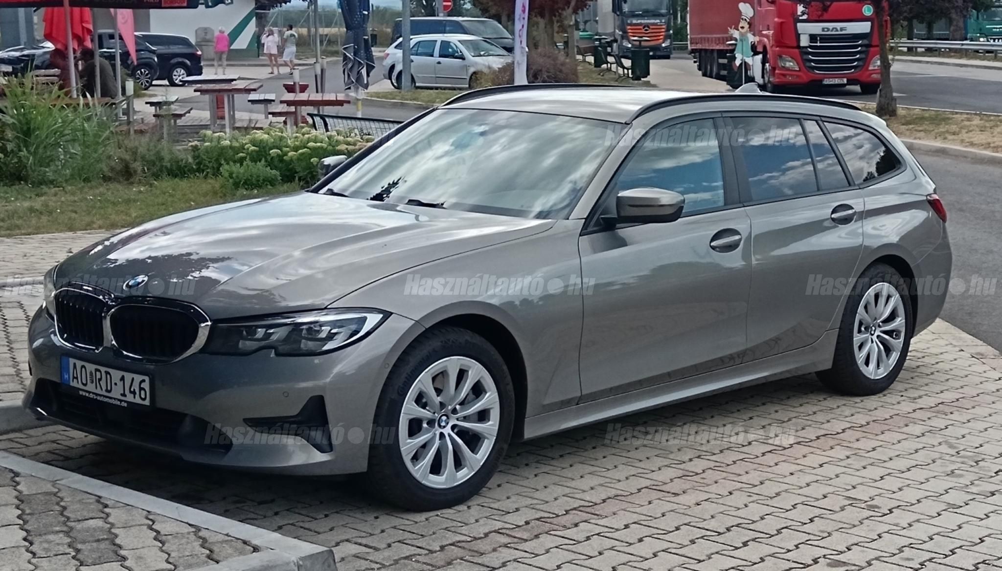 BMW 330 2022/7 - 1