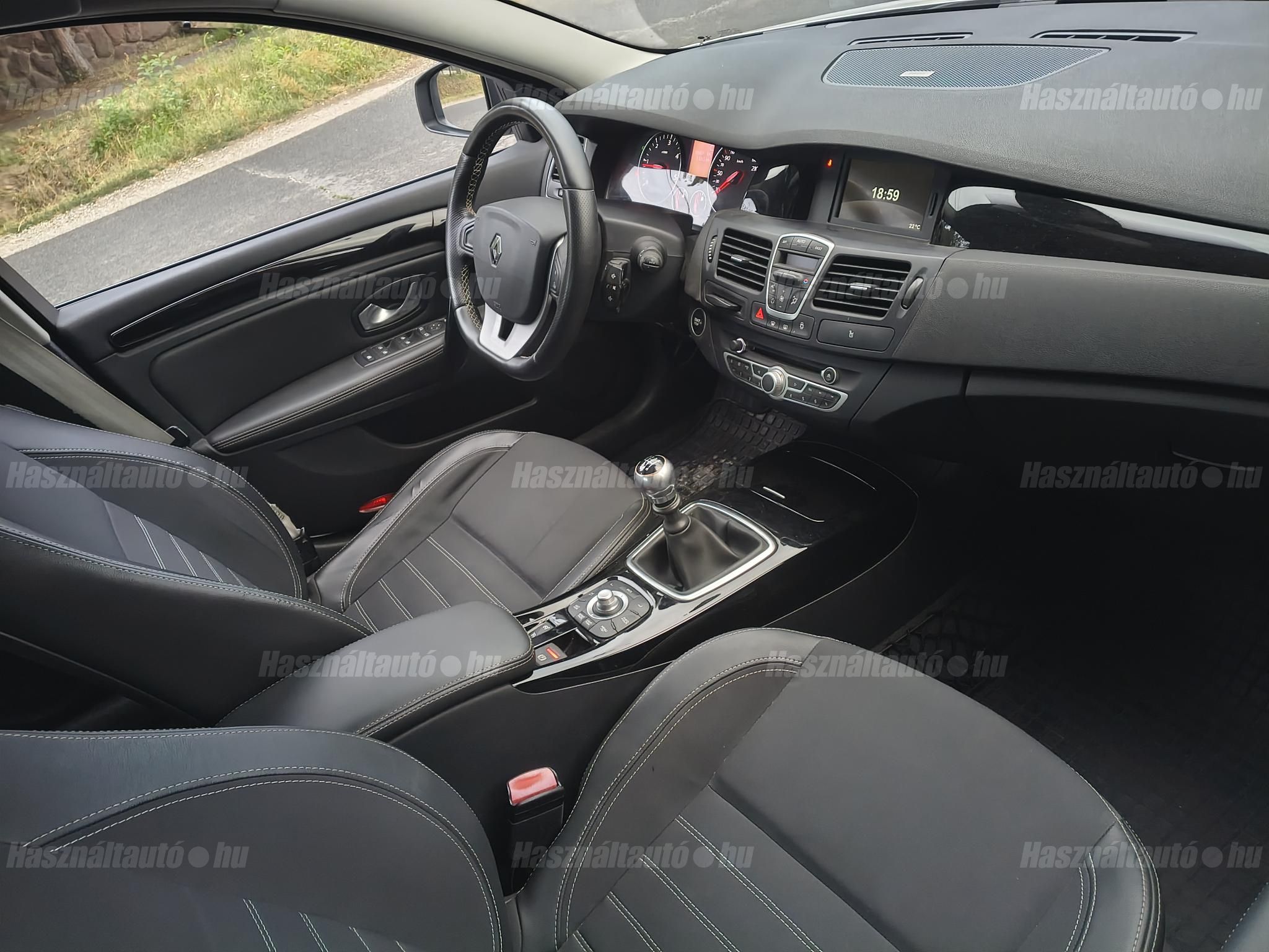 RENAULT LAGUNA 2012/5 - 1