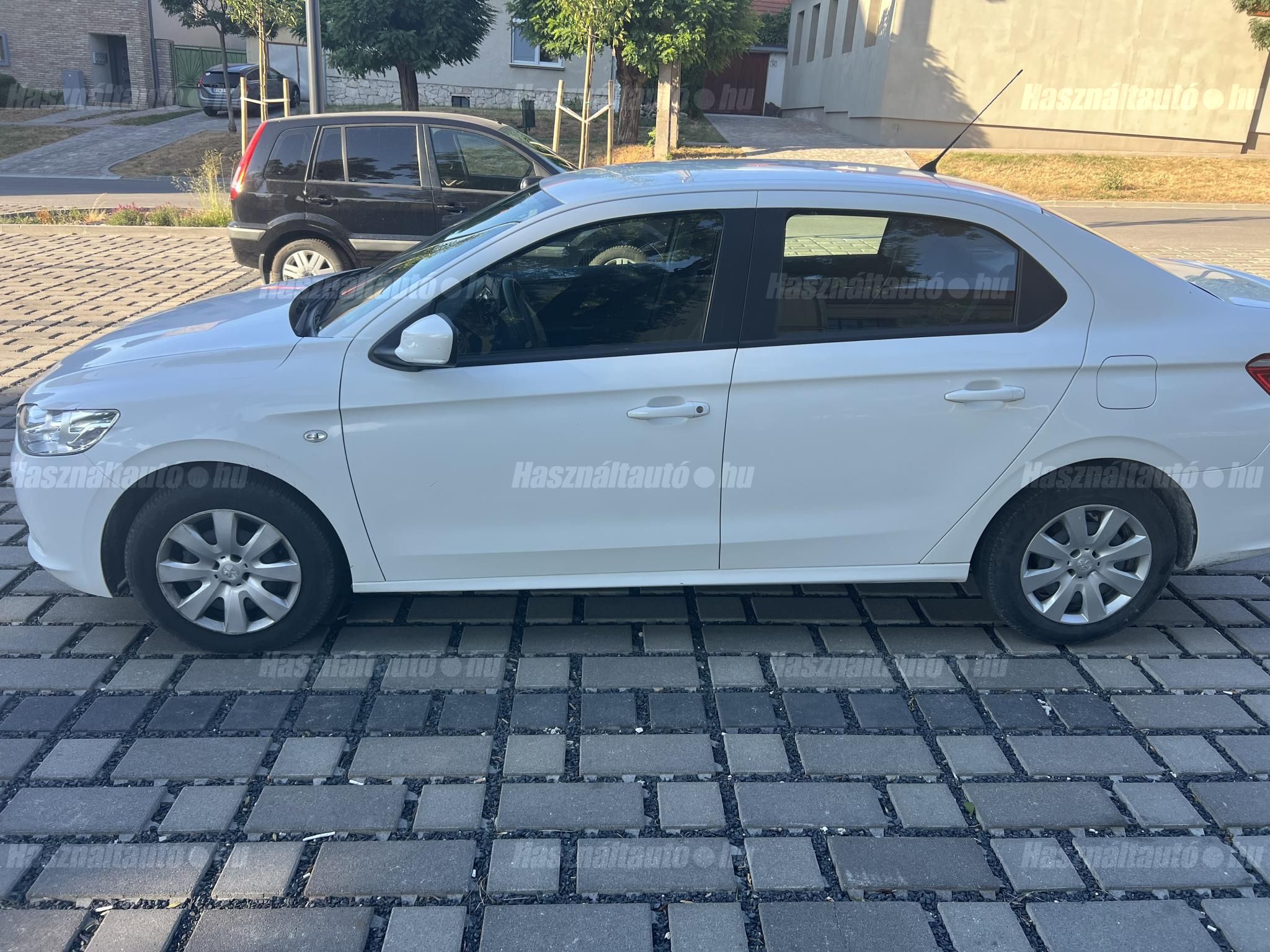 PEUGEOT 301 2015/12 - 1