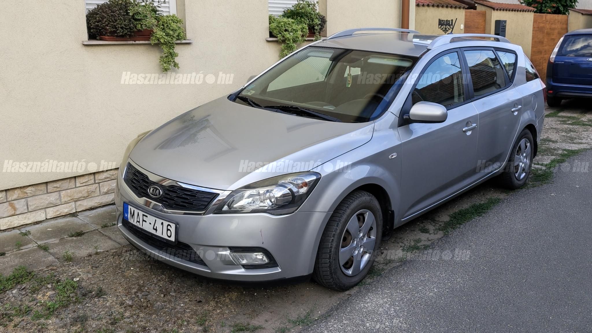 KIA CEE'D 2012/2 - 1