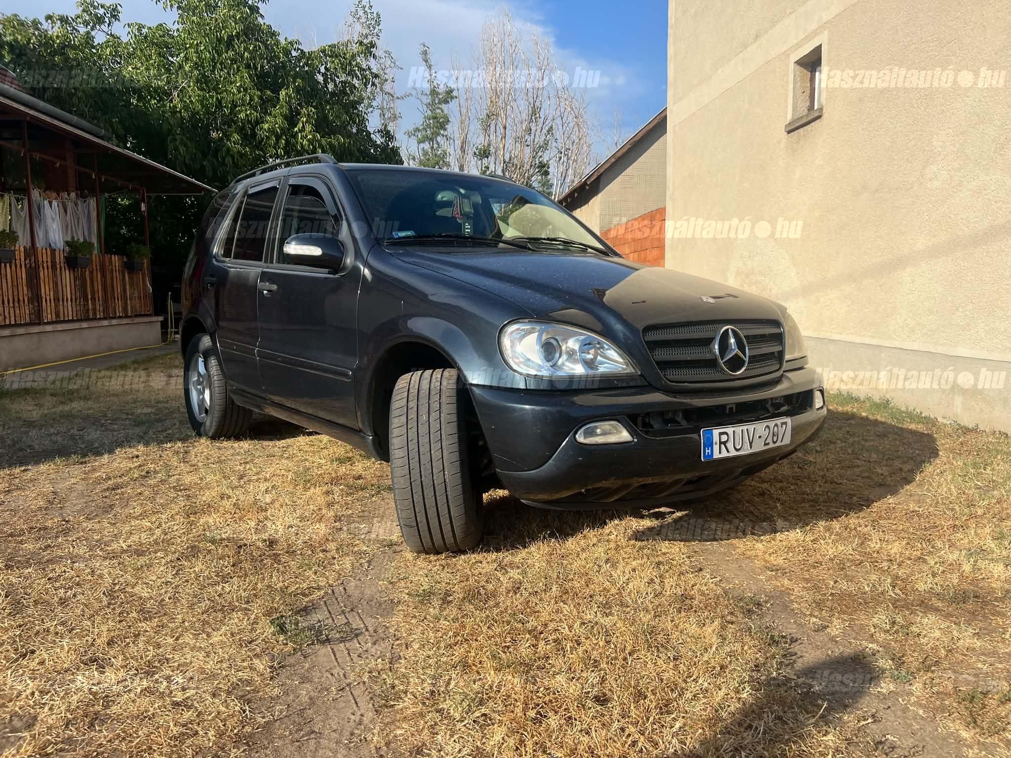 MERCEDES-BENZ ML 270 2002/2 - 1