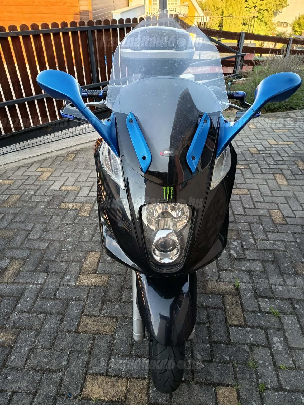 GILERA GP 800 2008/6 - 1