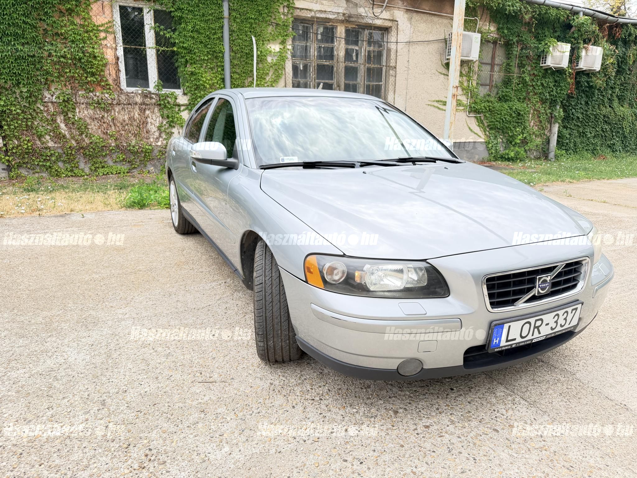 VOLVO S60 2008 - 1