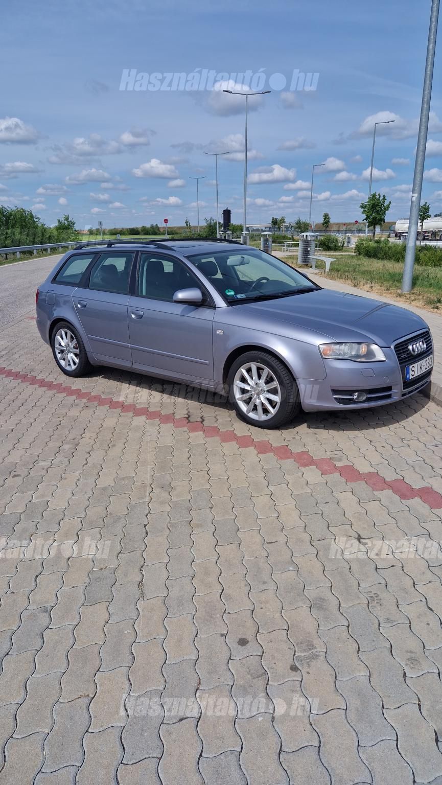 AUDI A4 2004/12 - 1