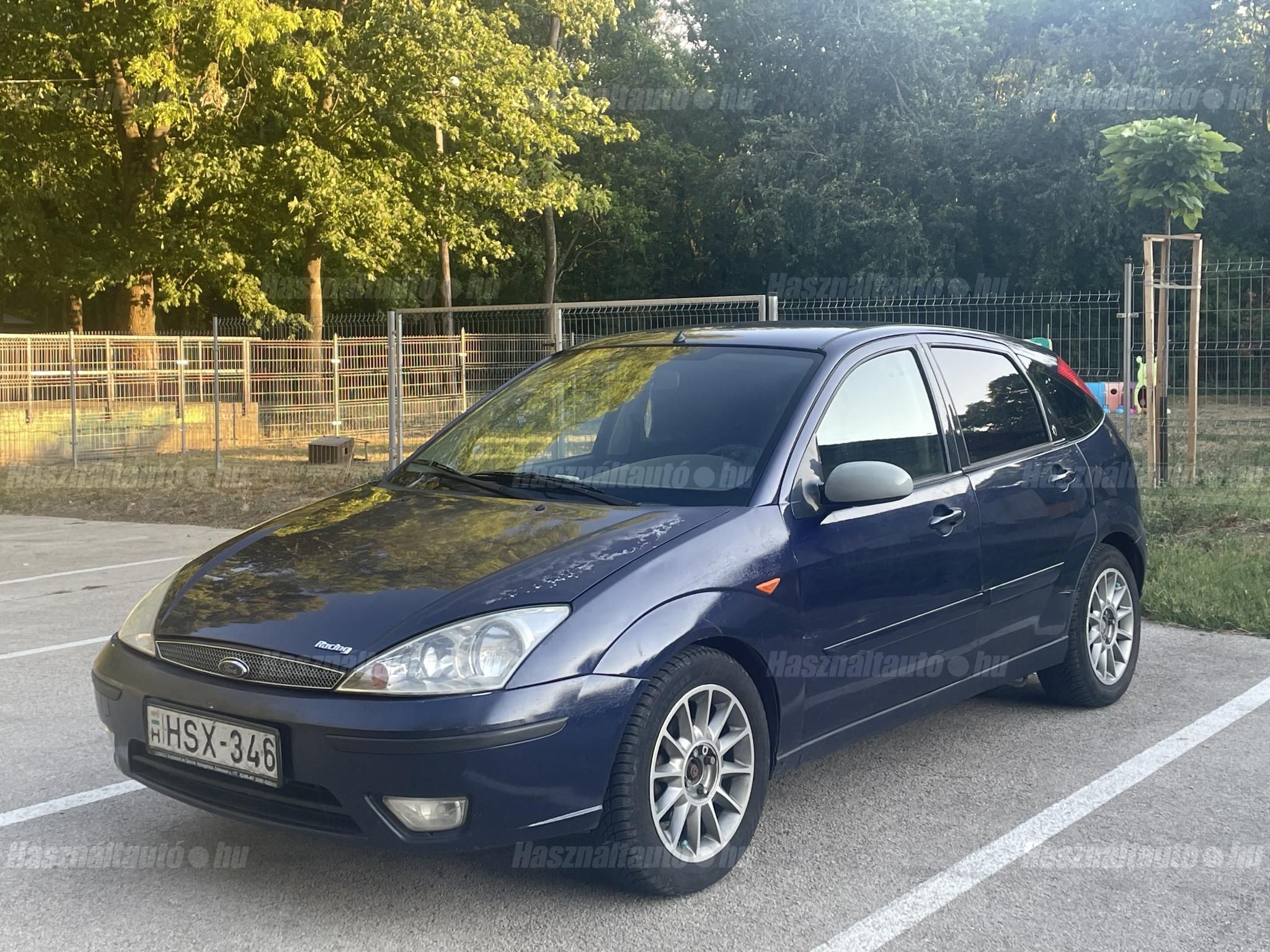 FORD FOCUS 2001 - 1