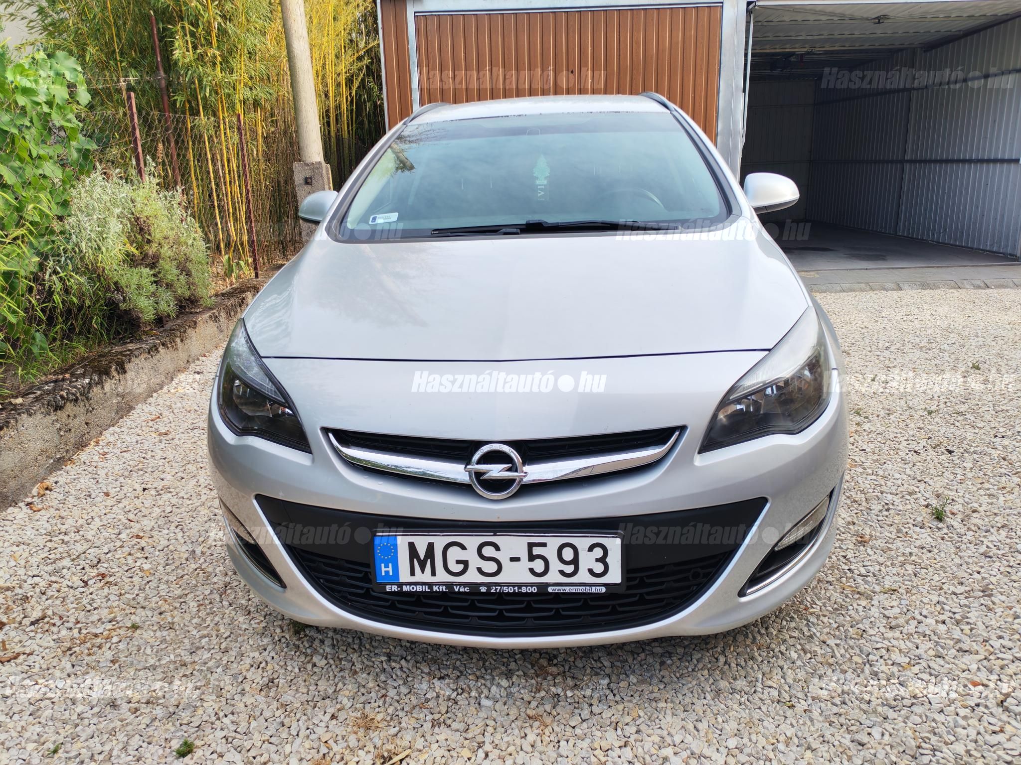 OPEL ASTRA J 2013/4 - 1