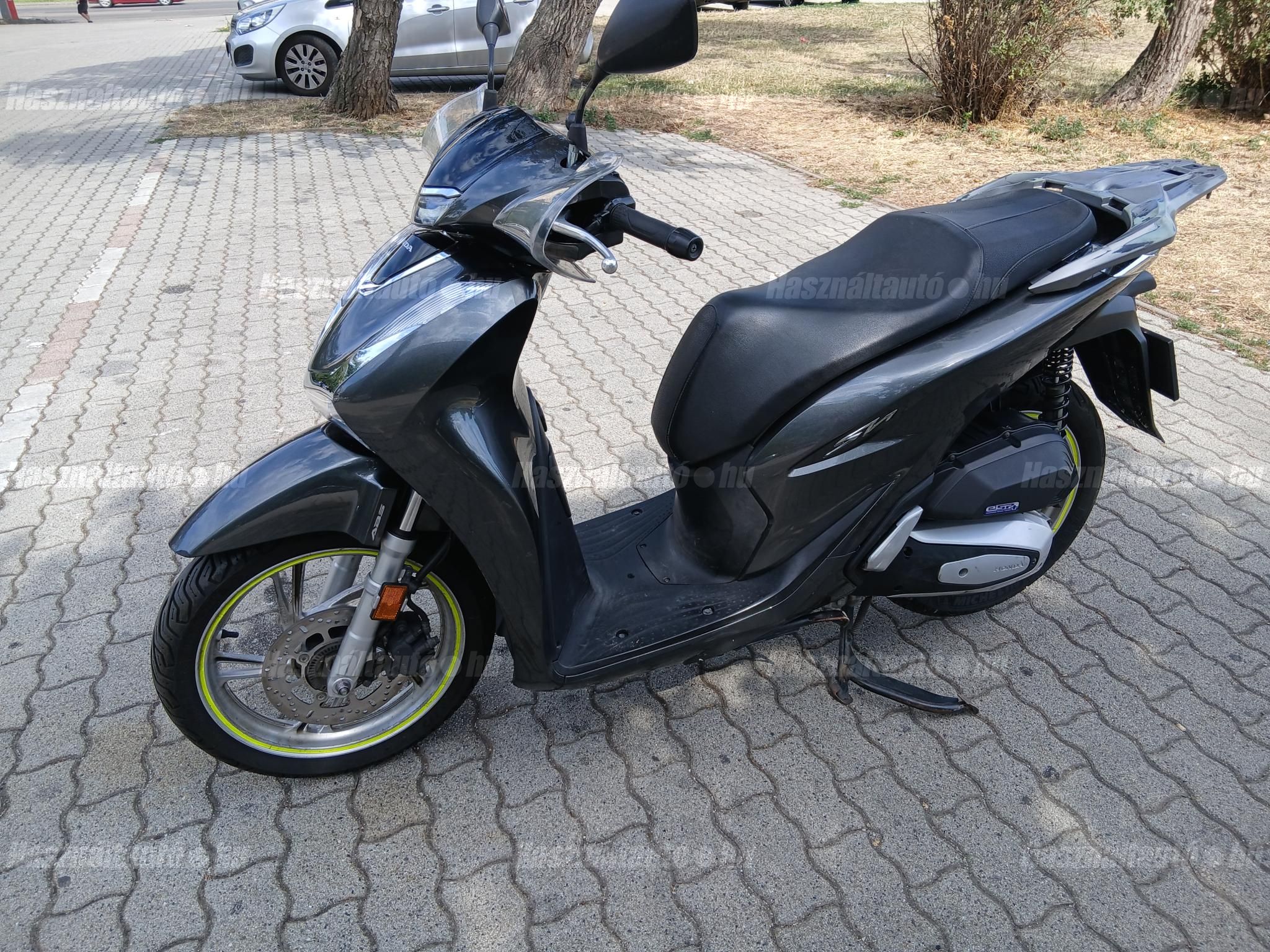 HONDA SH 2021/7 - 1