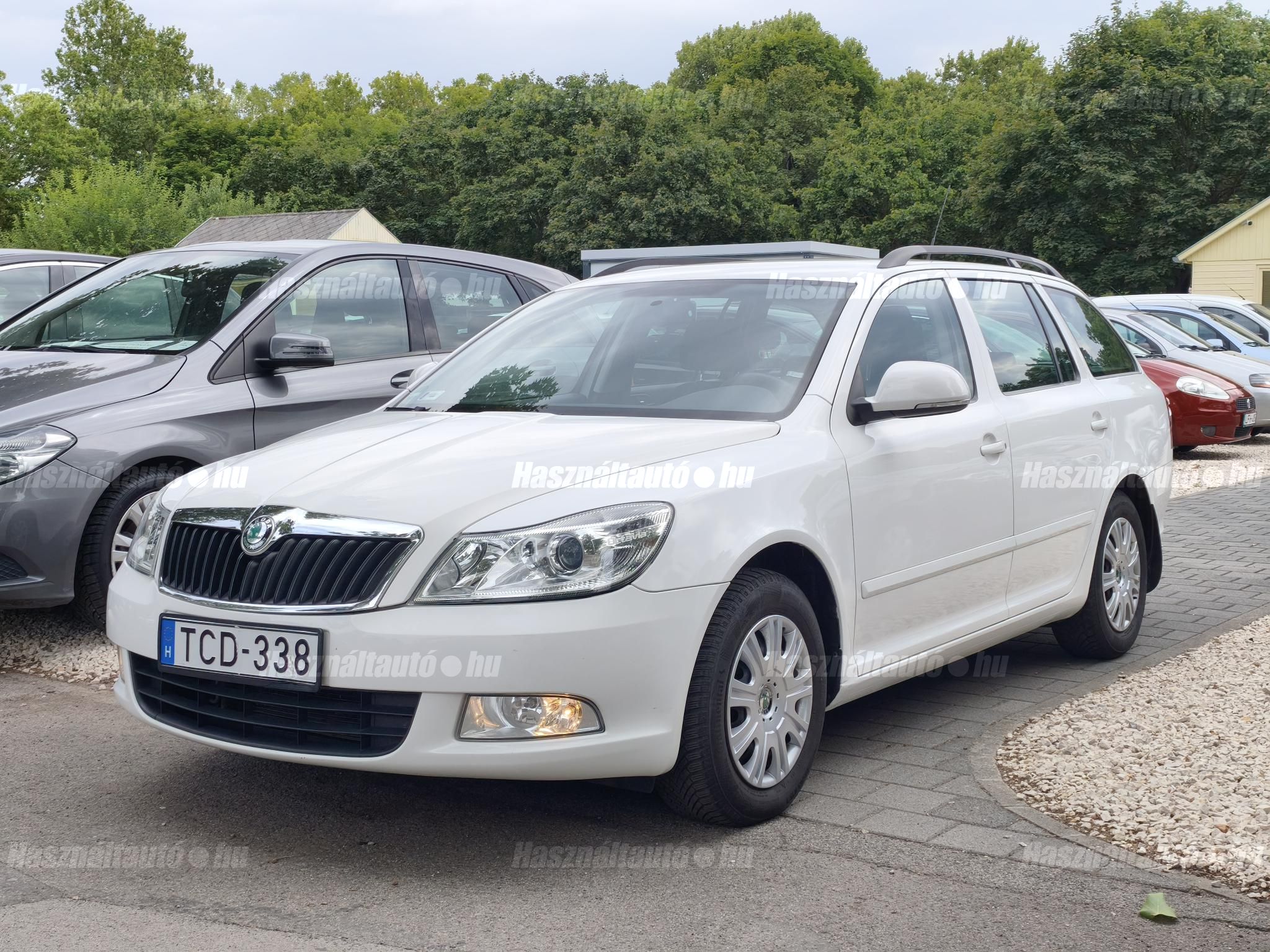 SKODA OCTAVIA 2010/3 - 1