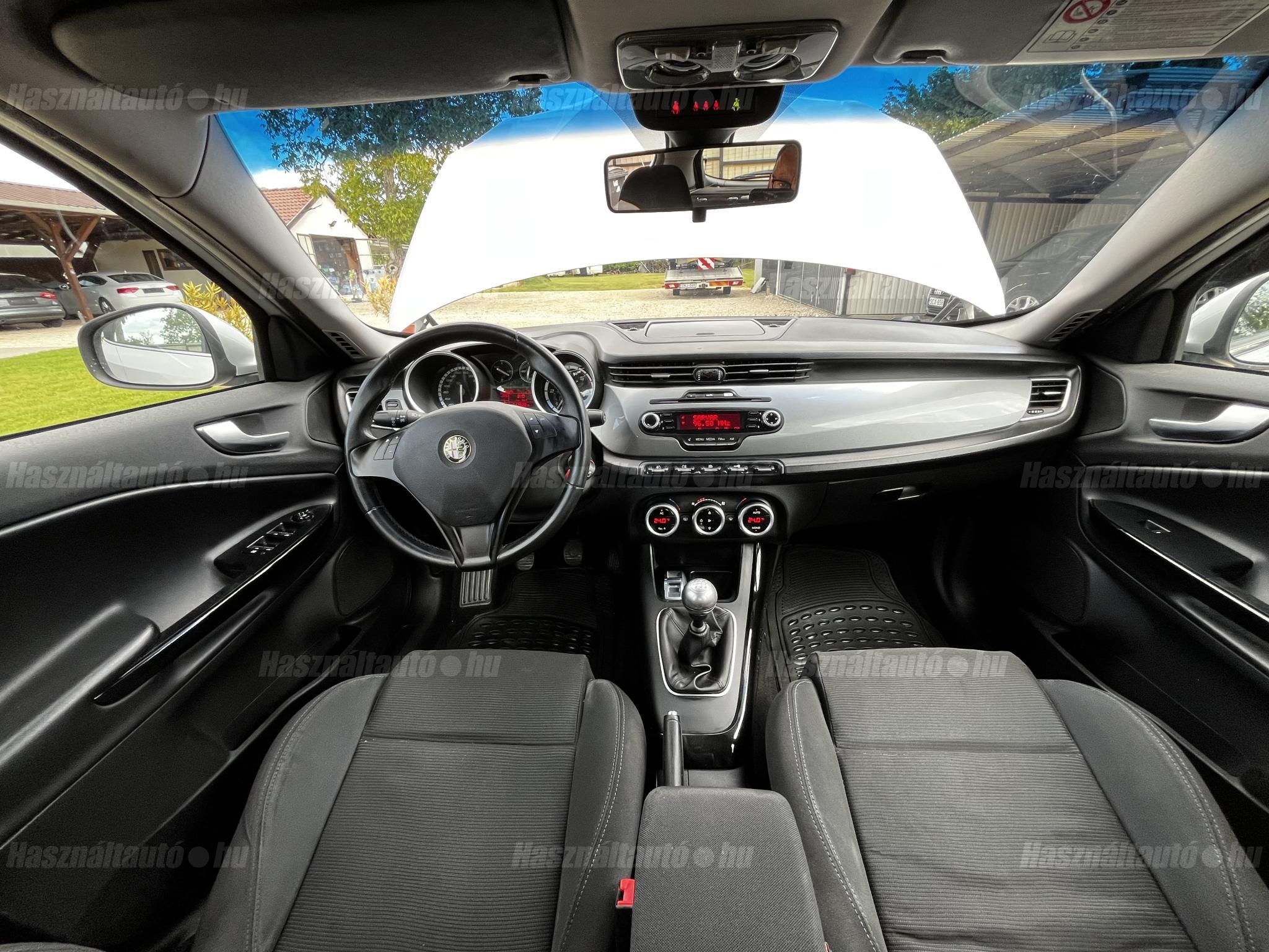 ALFA ROMEO GIULIETTA 2012/8 - 1