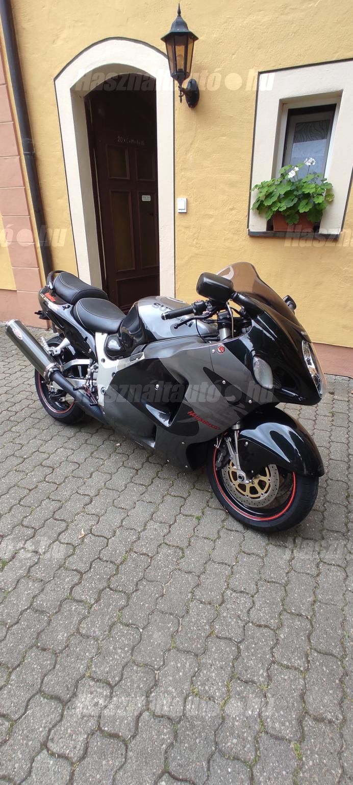 SUZUKI GSX 1300 R (HAYABUSA) 2000/5 - 1