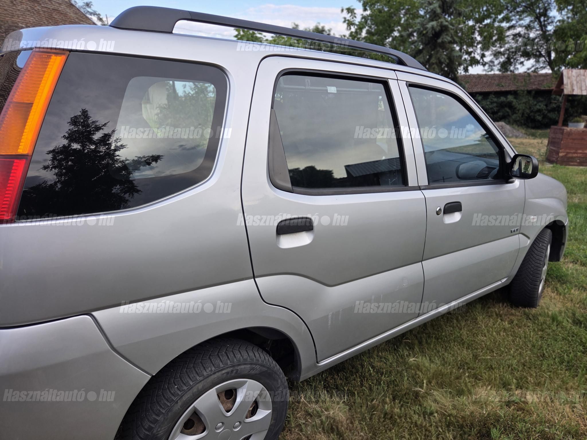 SUZUKI IGNIS 2006/3 - 1