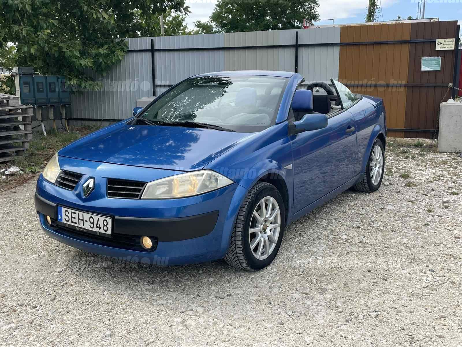 RENAULT MEGANE 2004/9 - 1