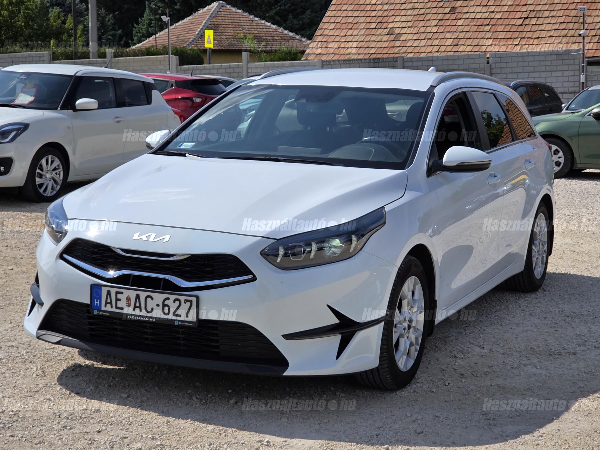 KIA CEE'D 2023/5 - 1